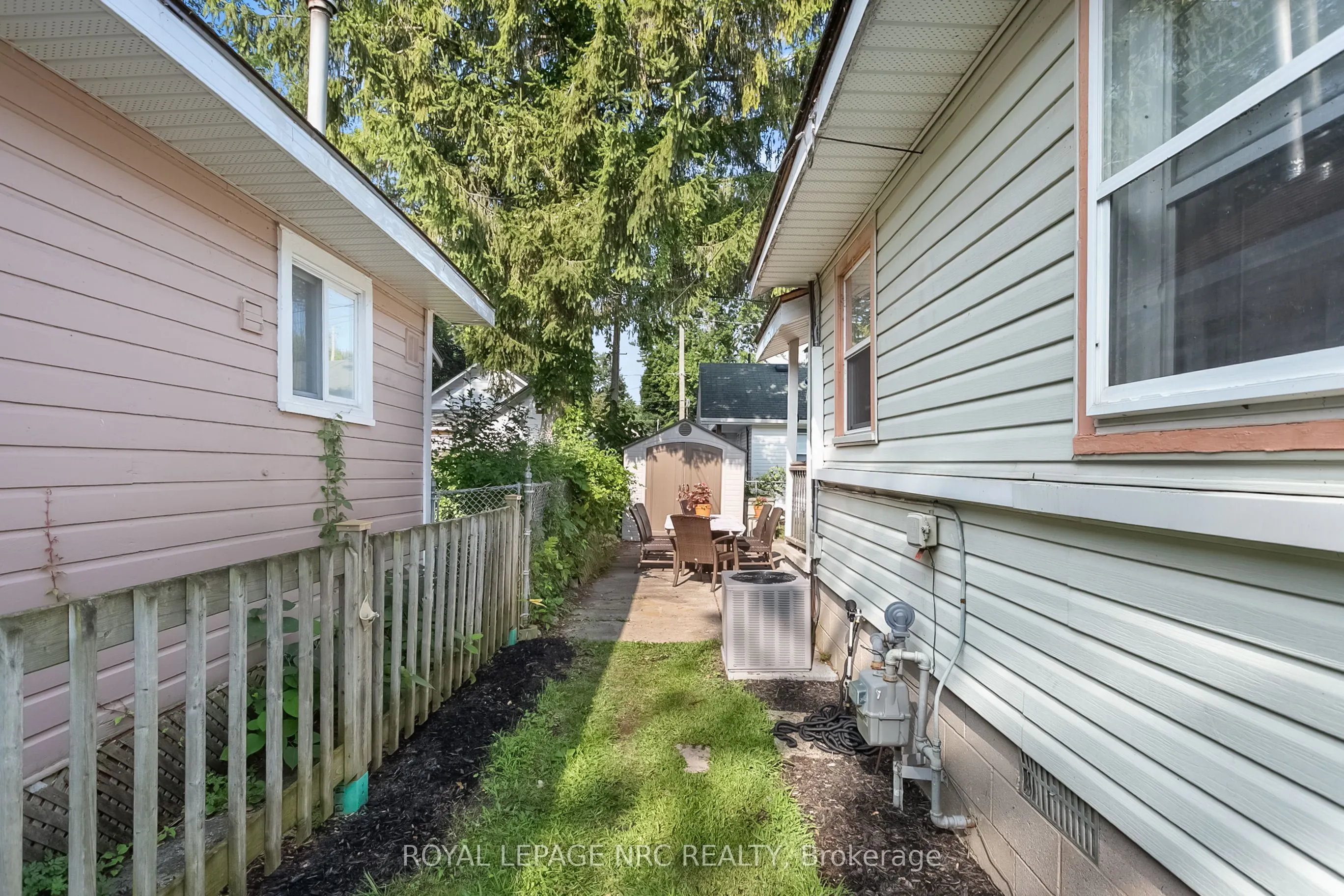 373 OAKWOOD Avenue