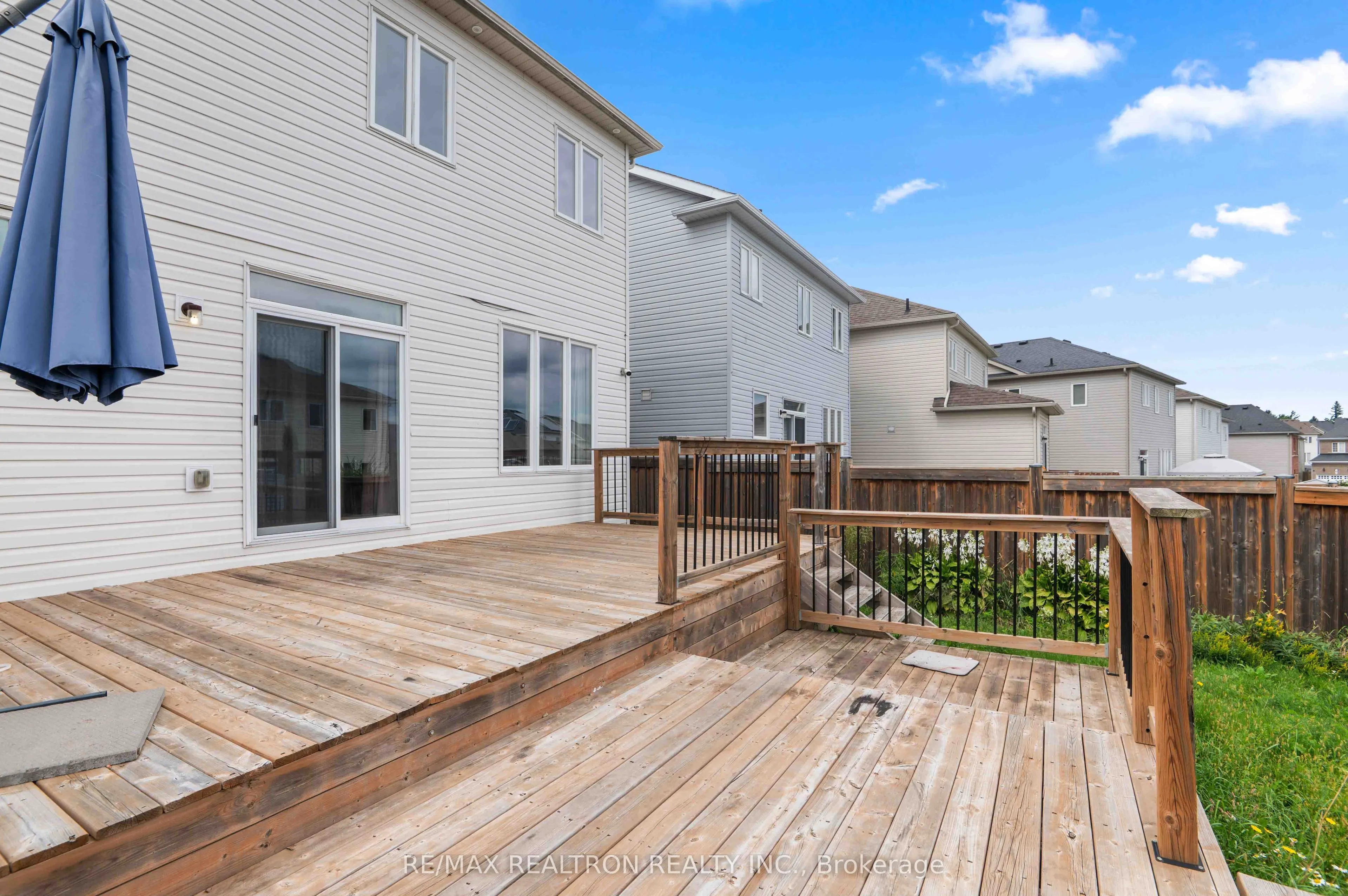 525 Brett Street