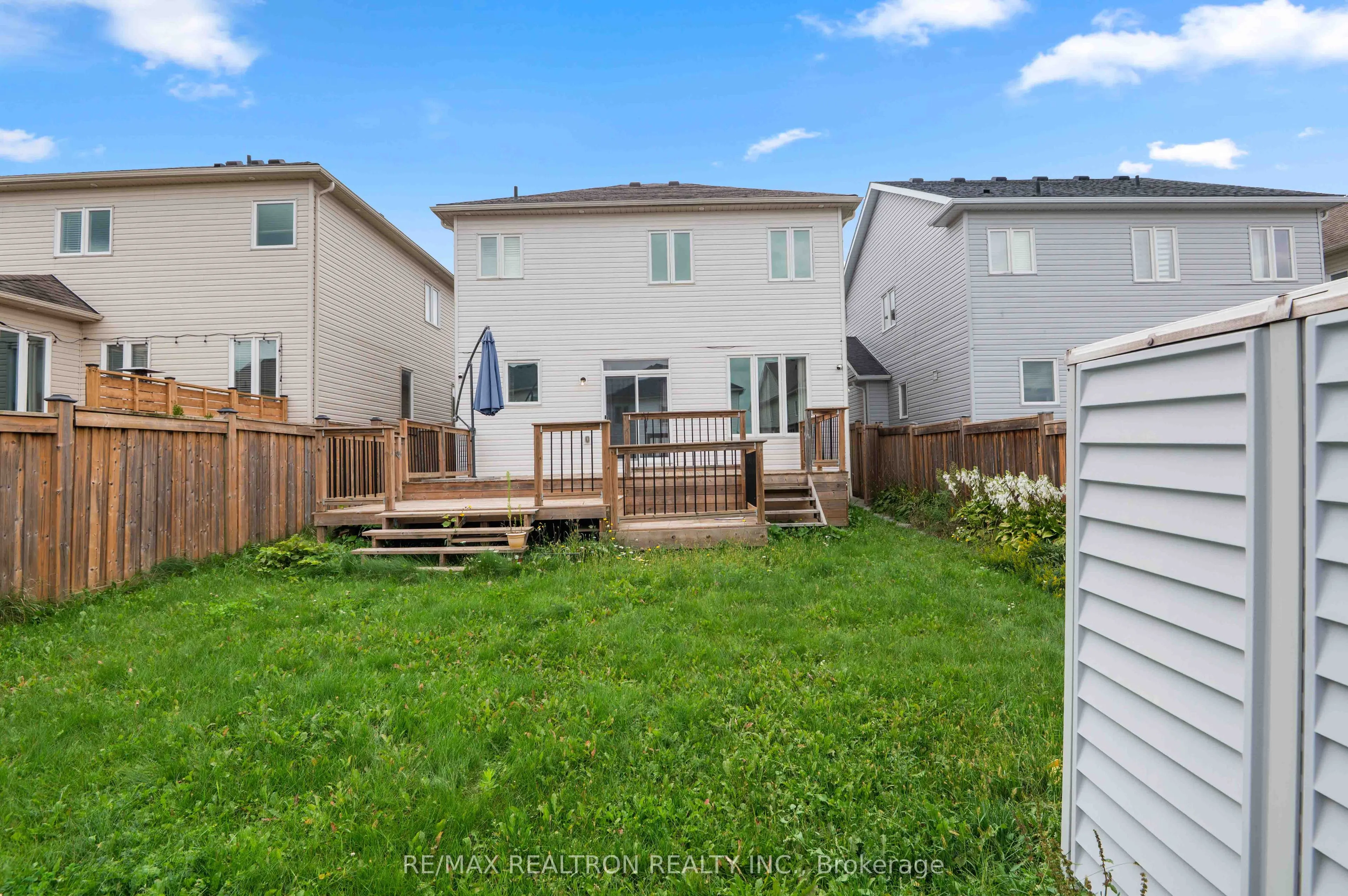525 Brett Street