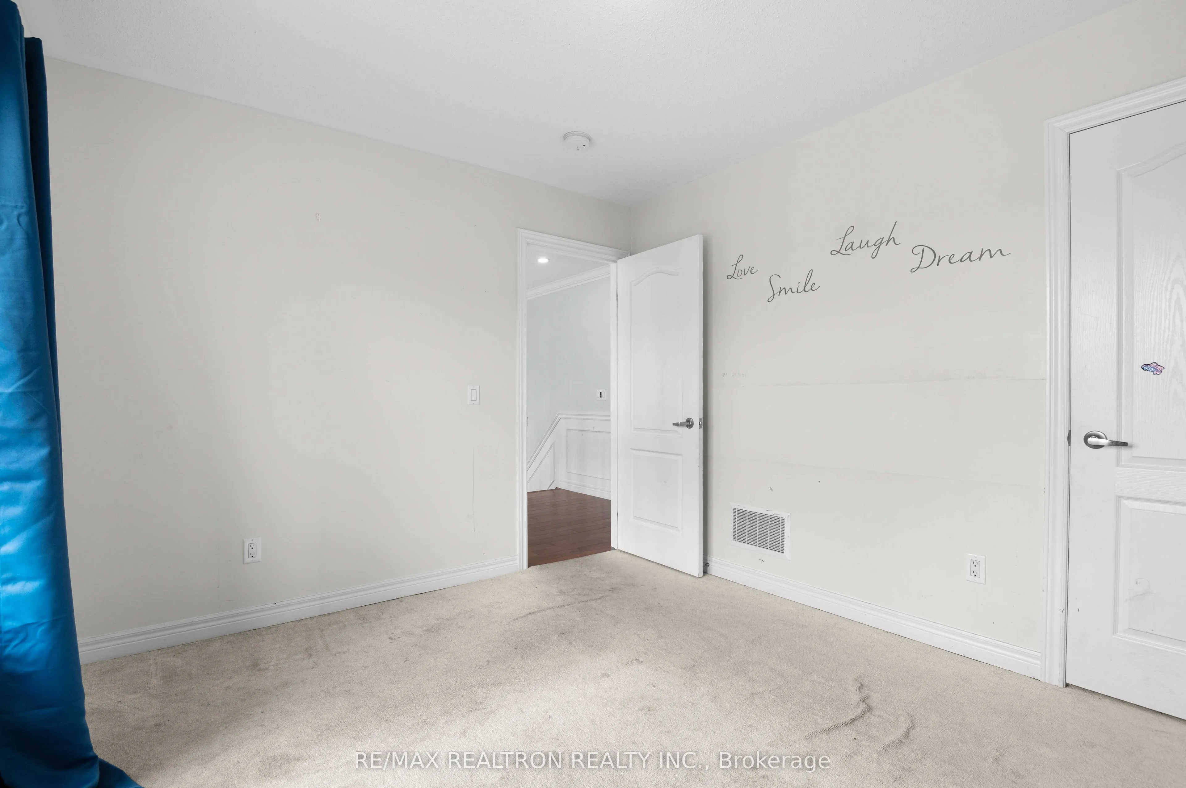 525 Brett Street