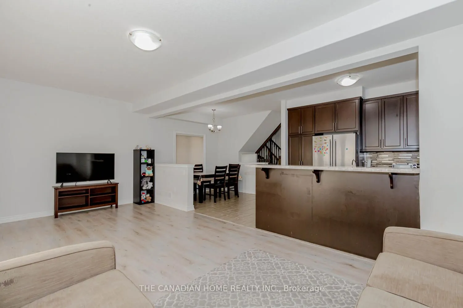 49 SEXTON Crescent