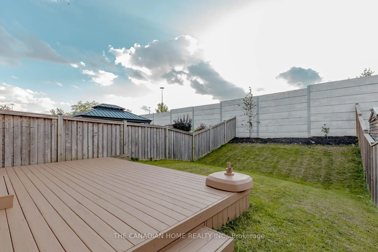 49 SEXTON Crescent