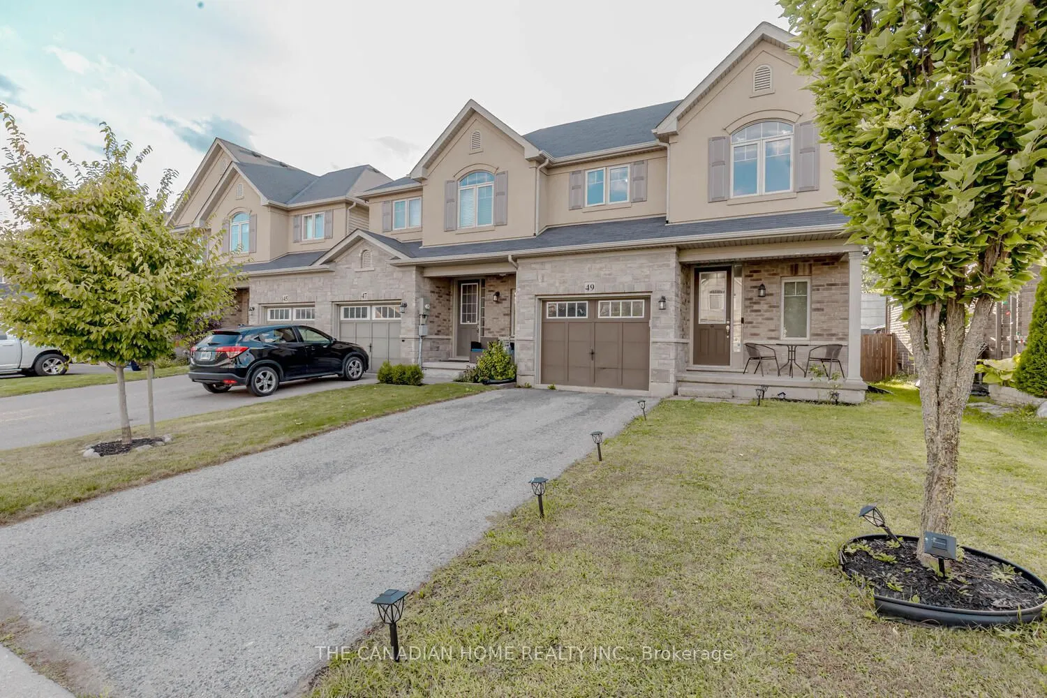 49 SEXTON Crescent