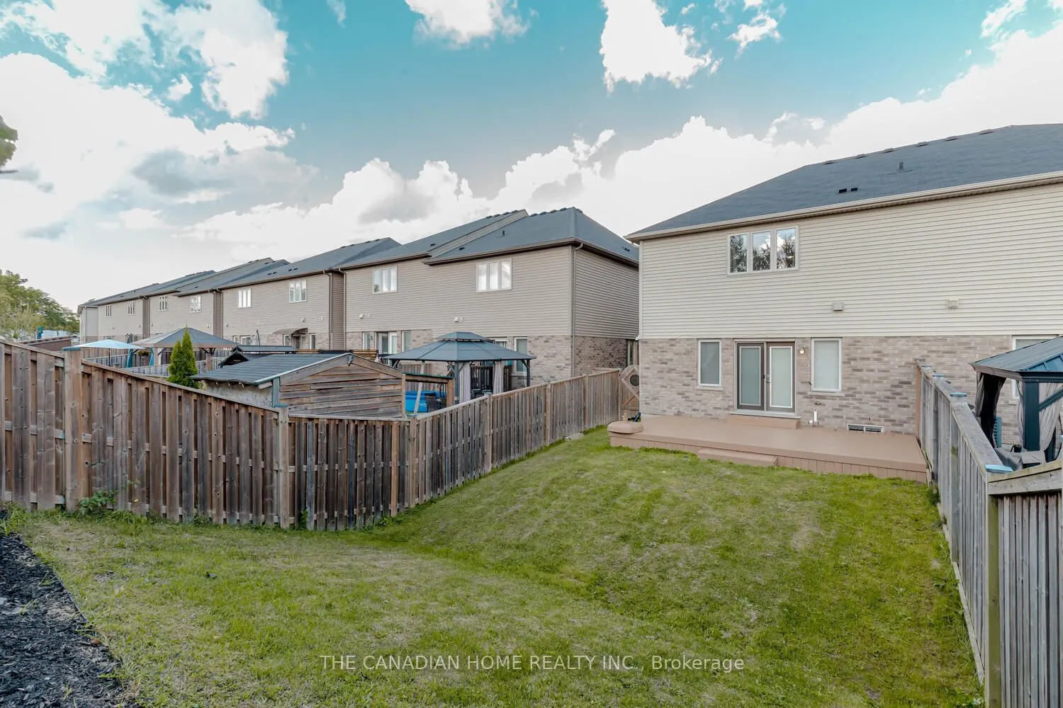 49 SEXTON Crescent
