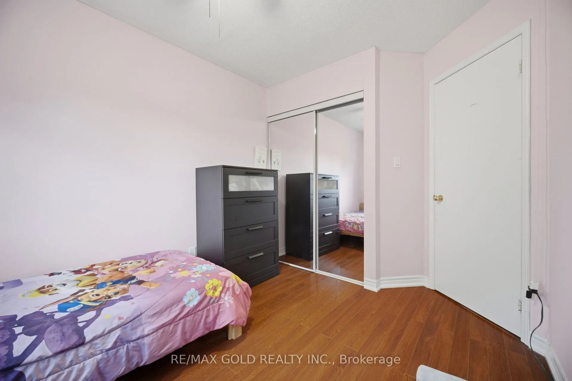 65 Scott Street #12