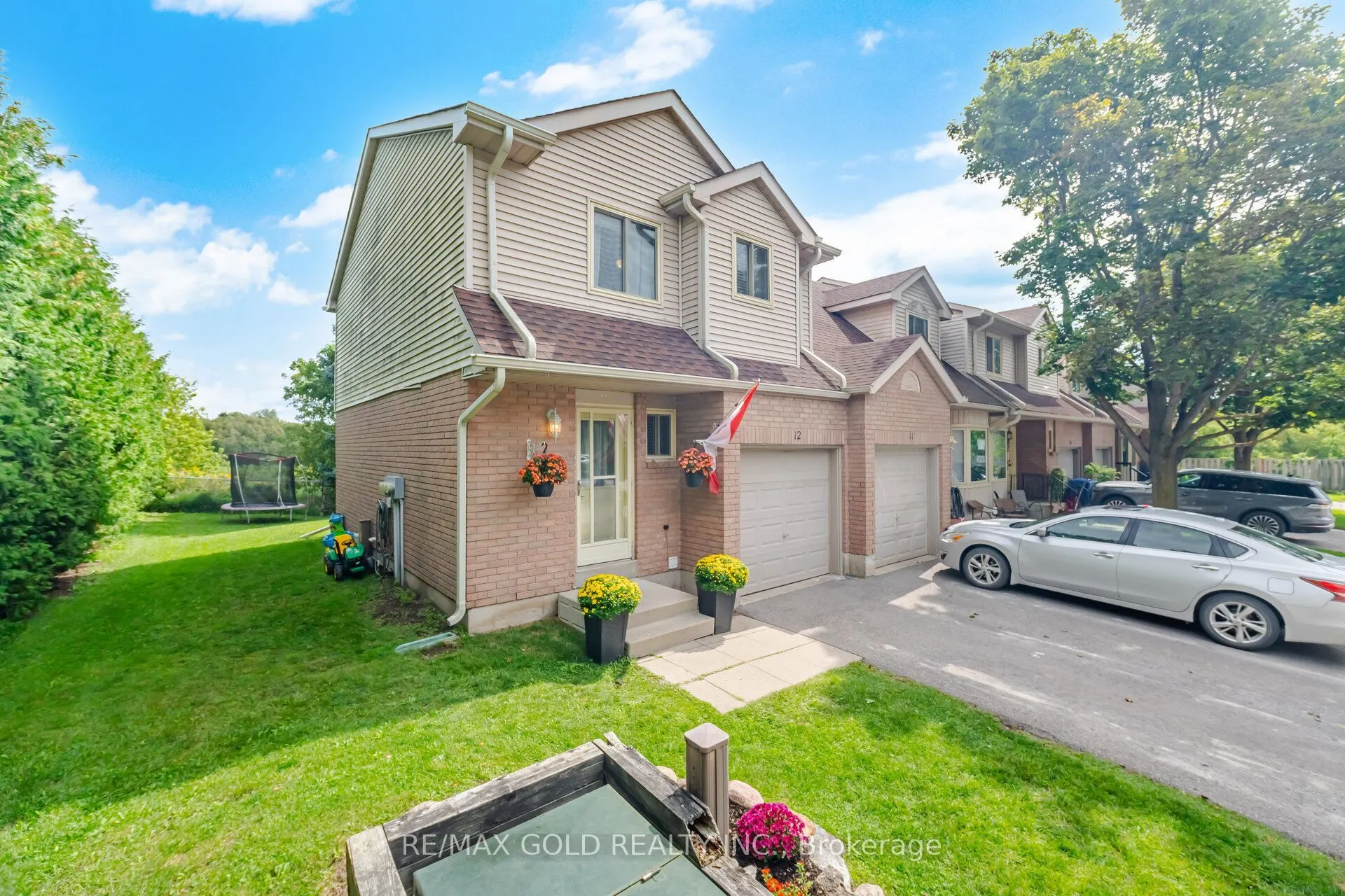 65 Scott Street #12