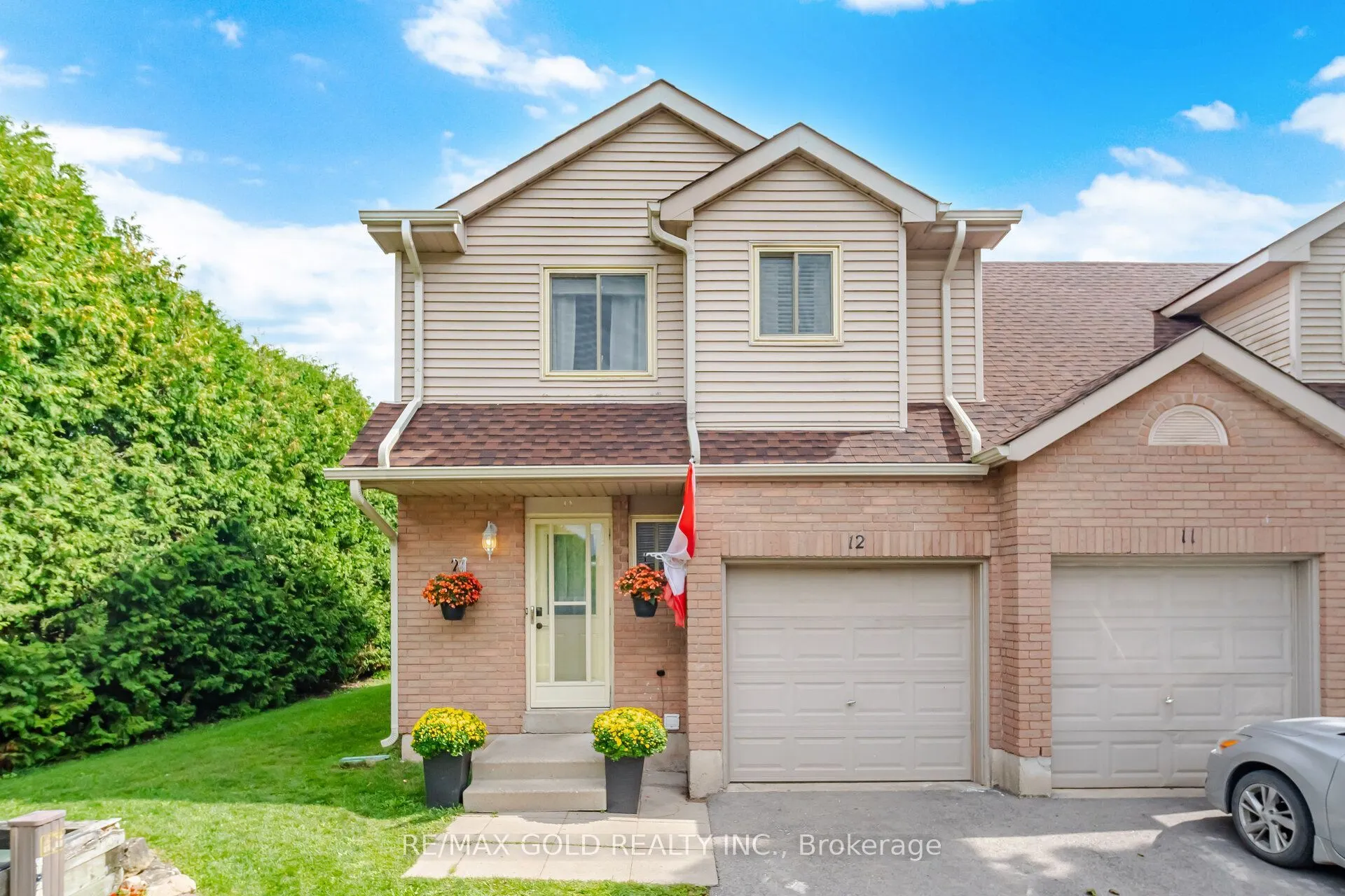 65 Scott Street #12