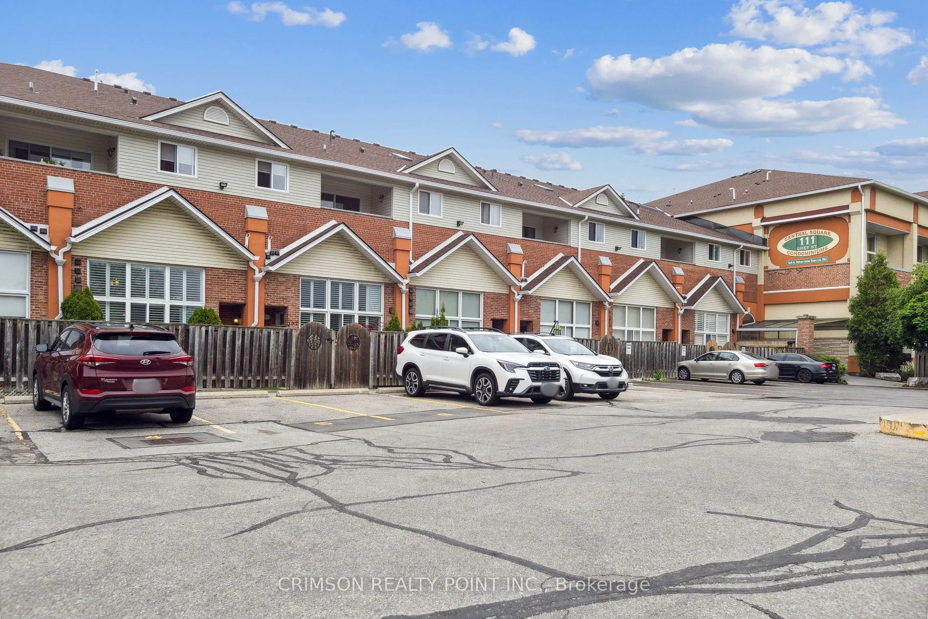 111 Grey Street #105