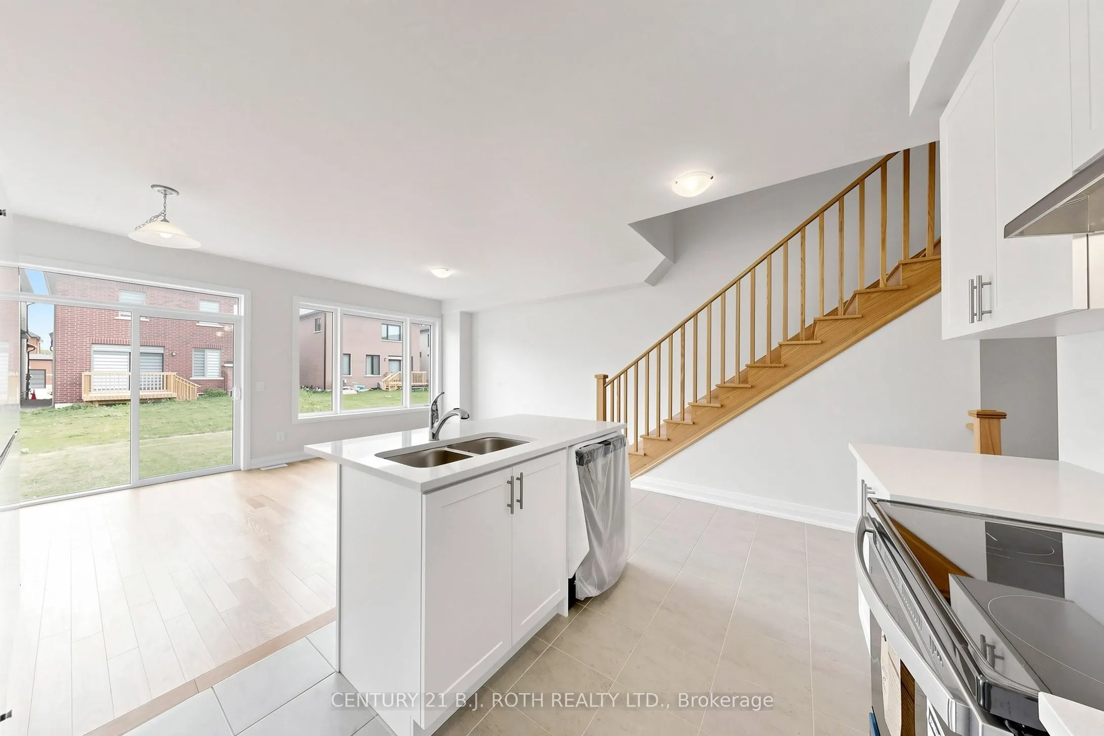 115 Corley Street E