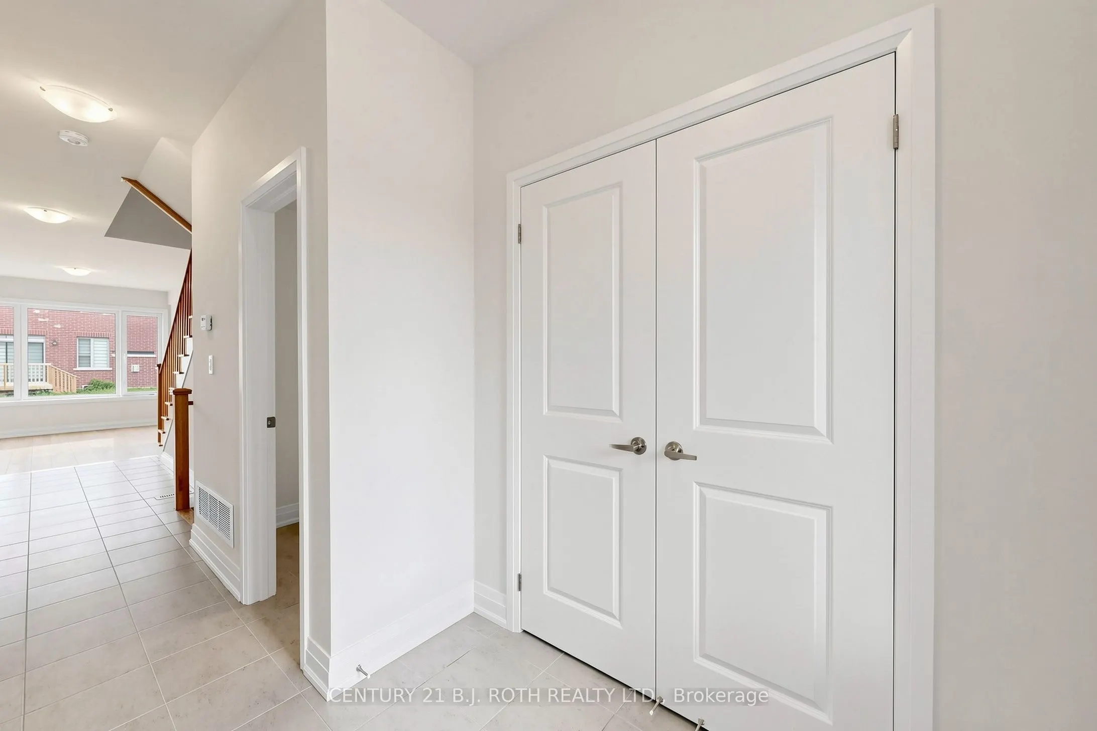 115 Corley Street E