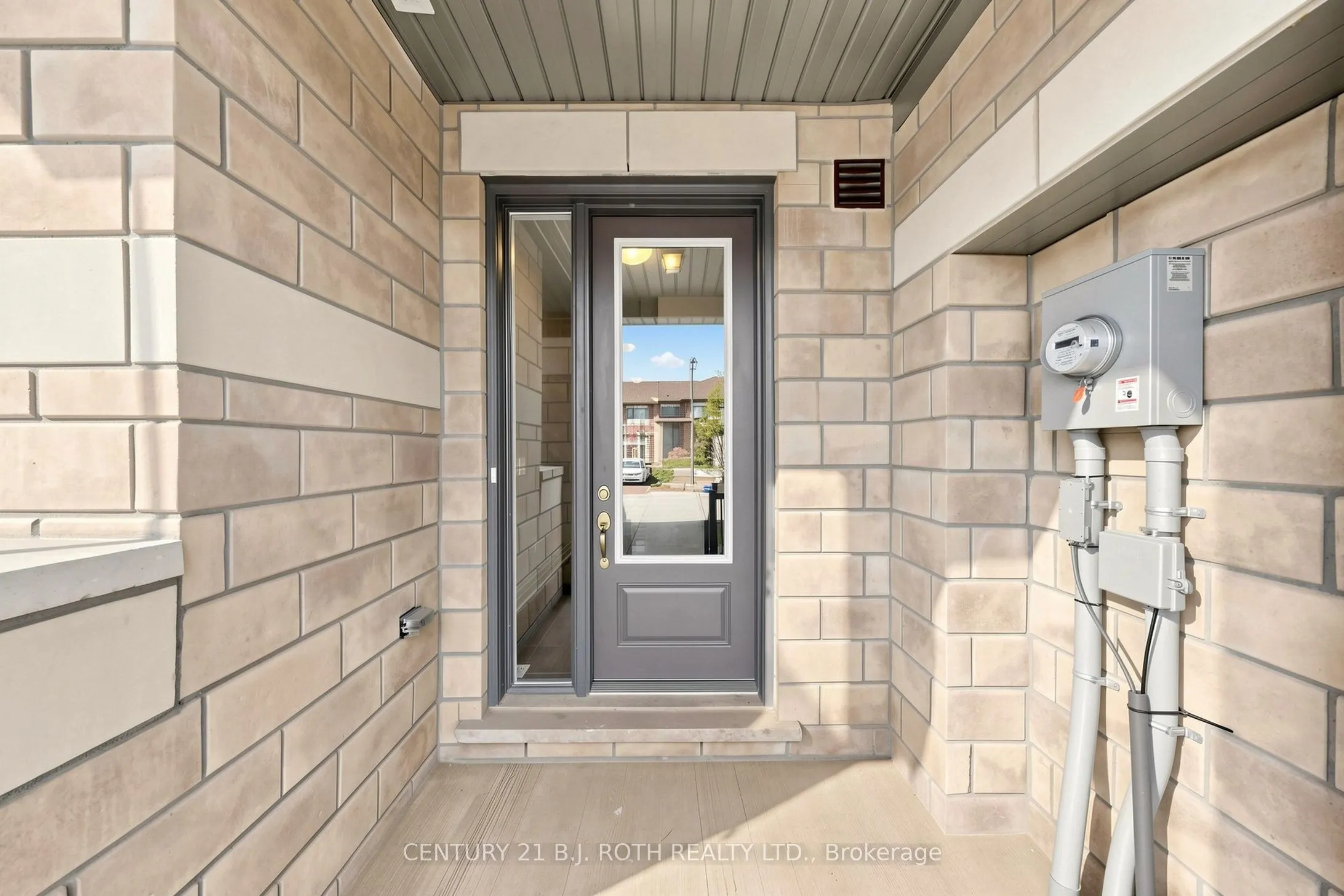 115 Corley Street E