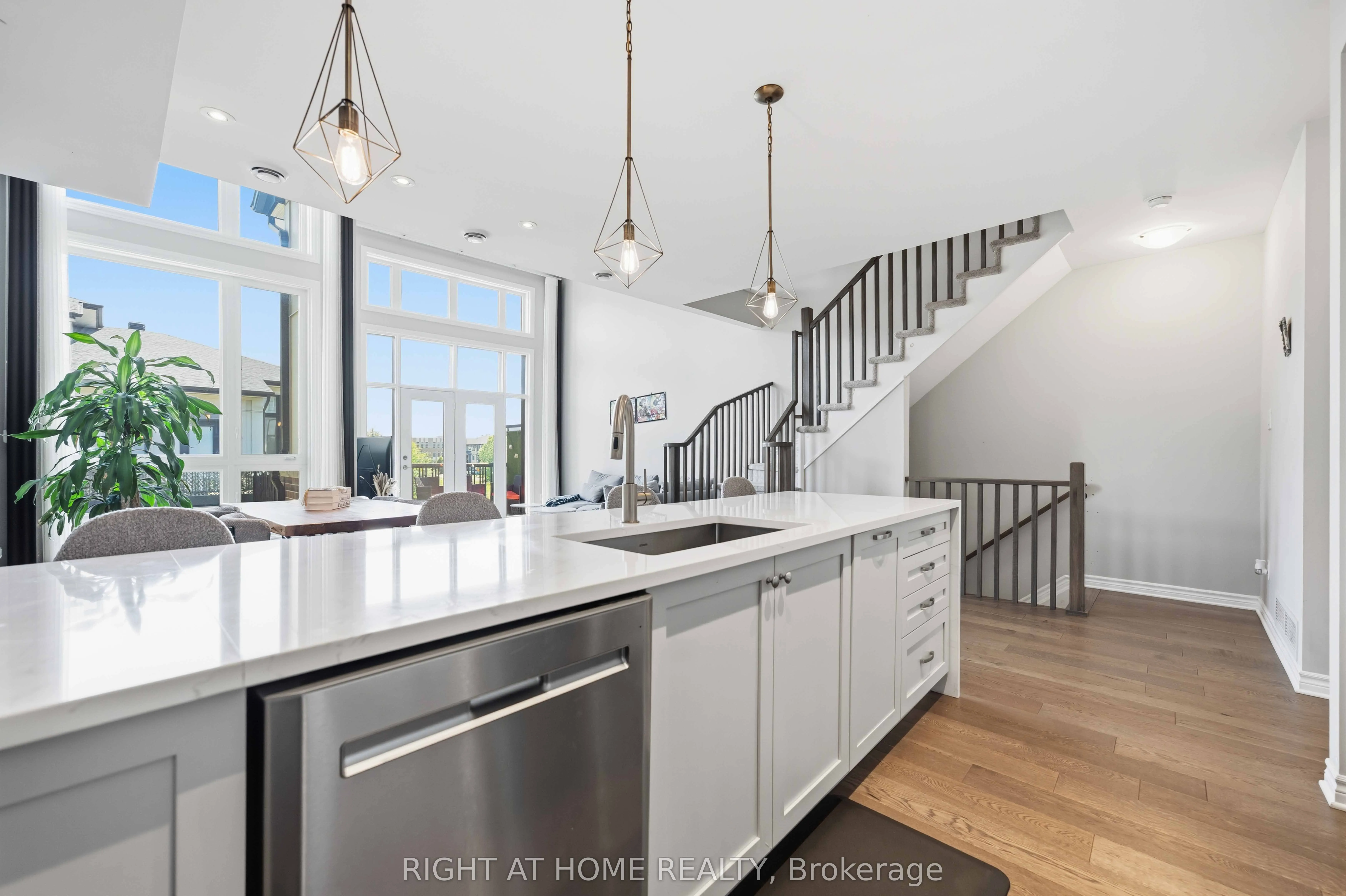 264 Pembina Private #92