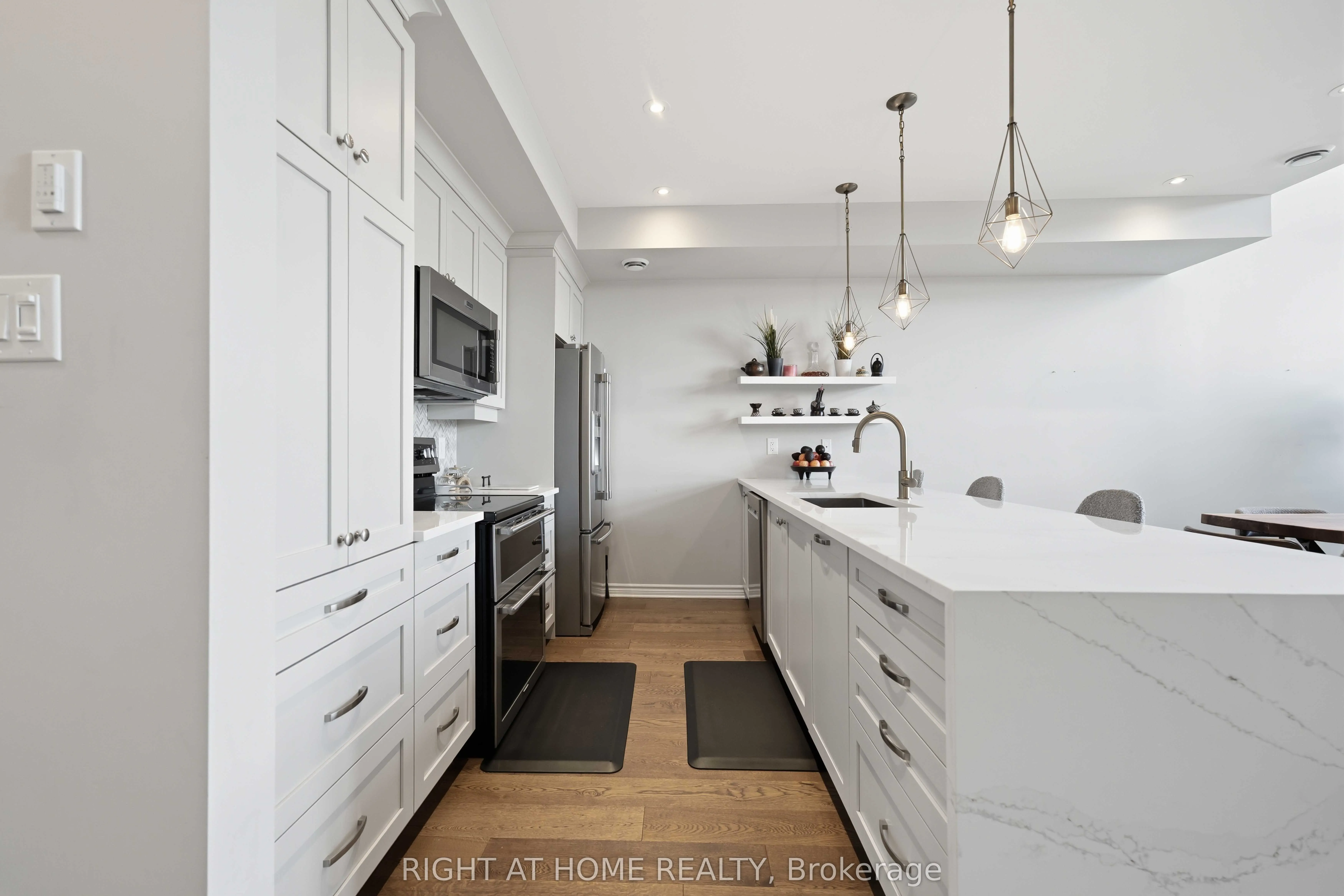 264 Pembina Private #92