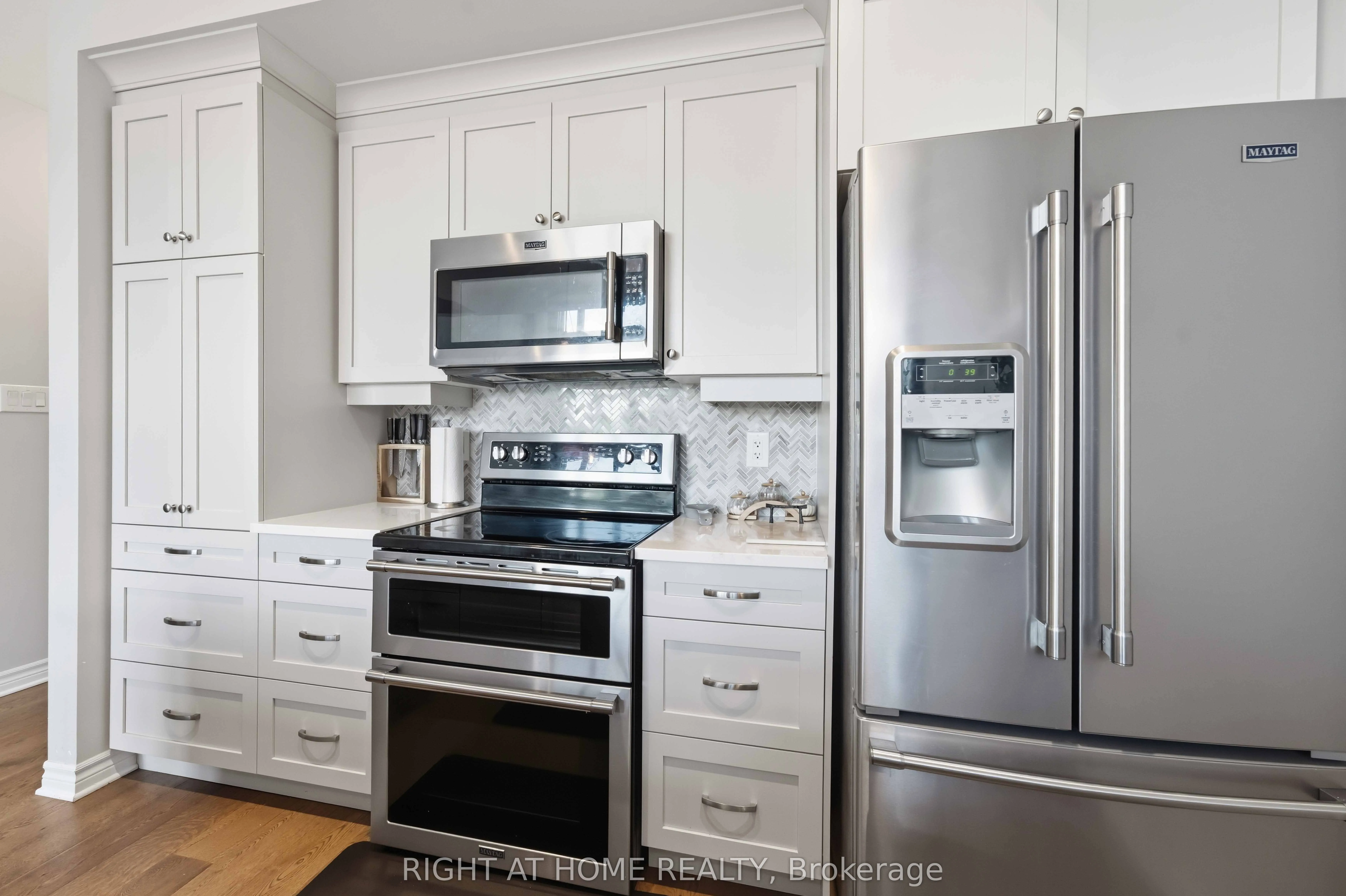 264 Pembina Private #92