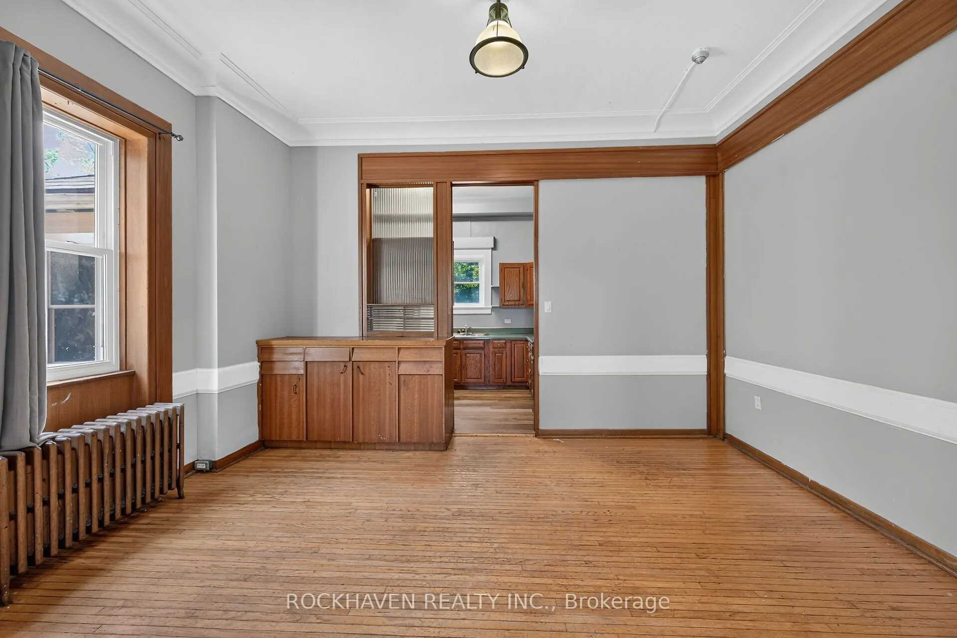15 St David Street W