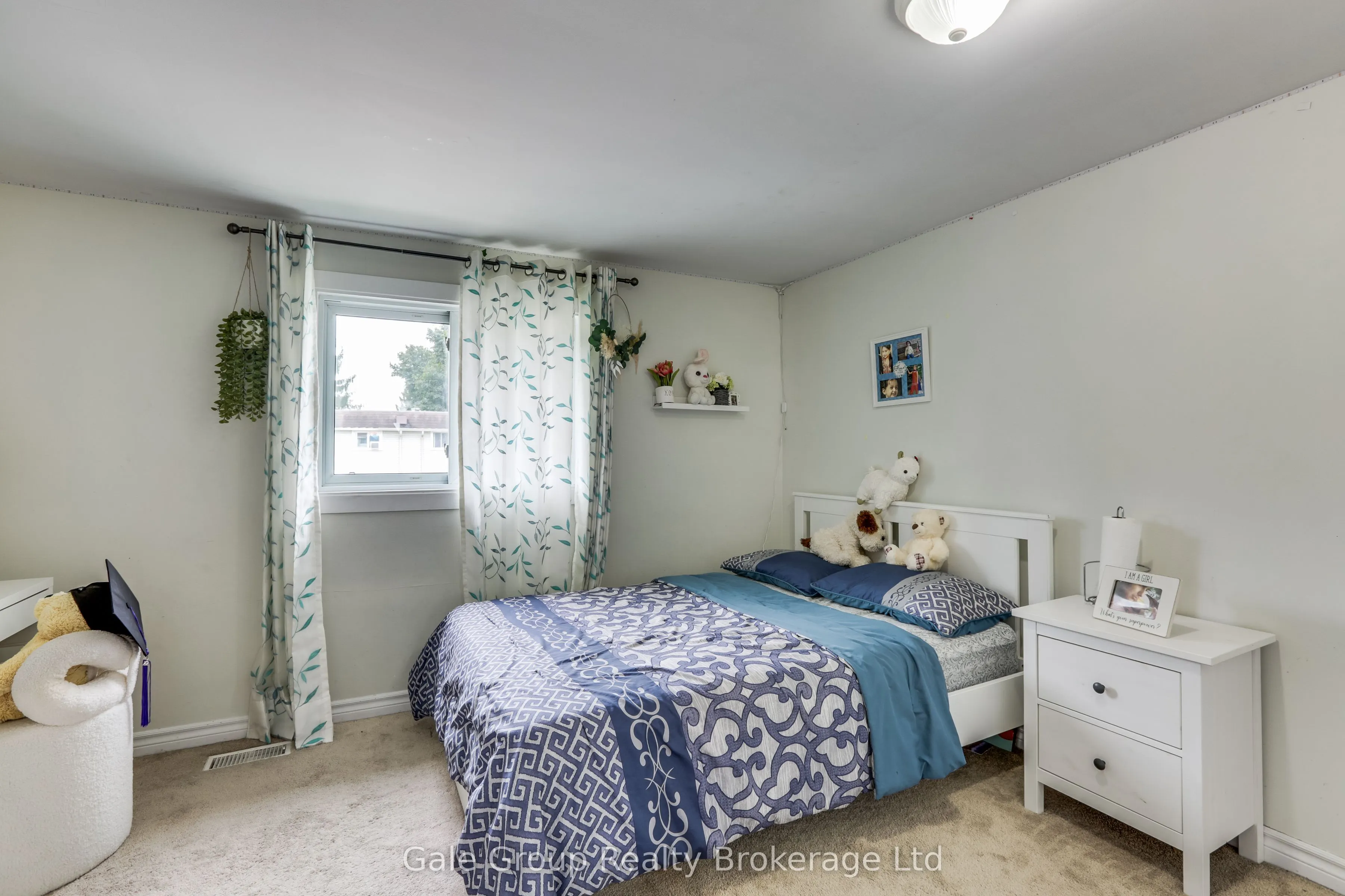 105 Springbank Avenue #9