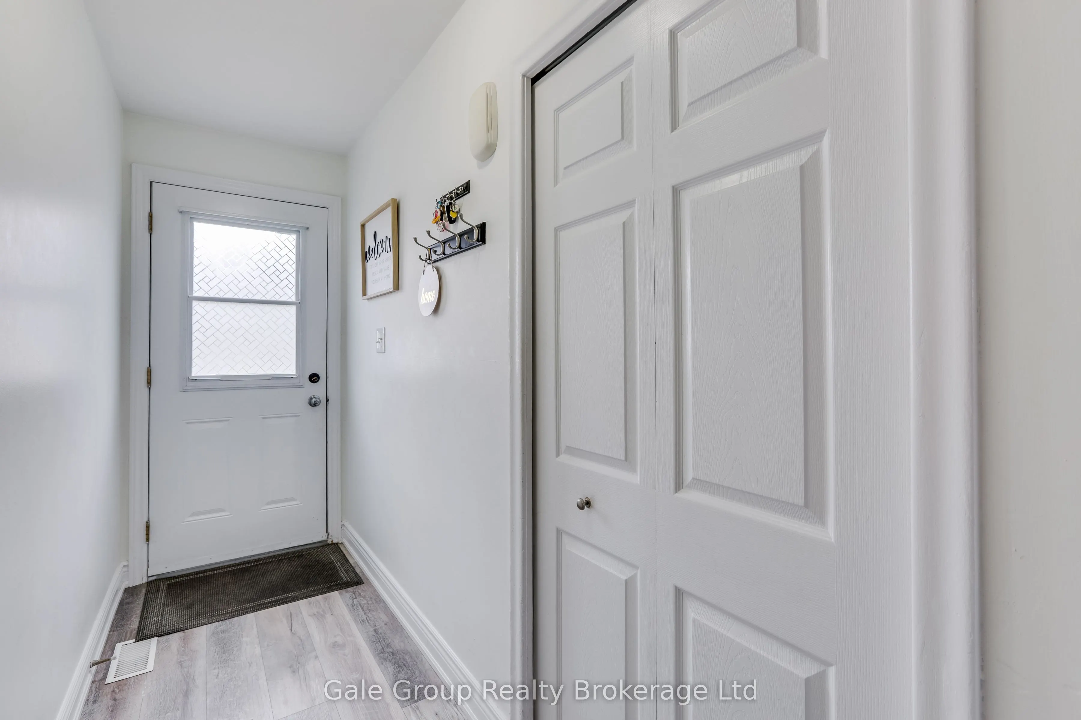 105 Springbank Avenue #9
