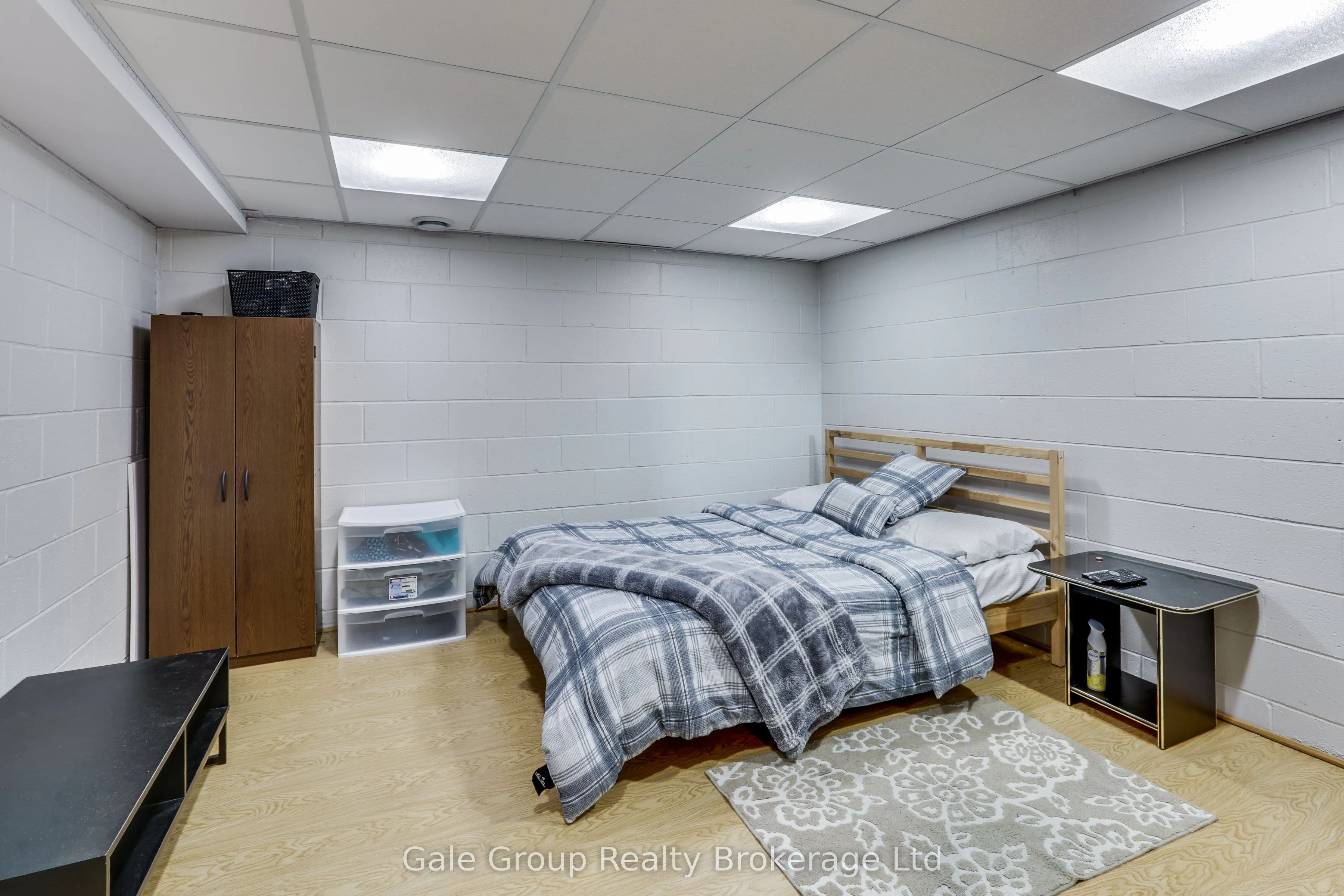 105 Springbank Avenue #9