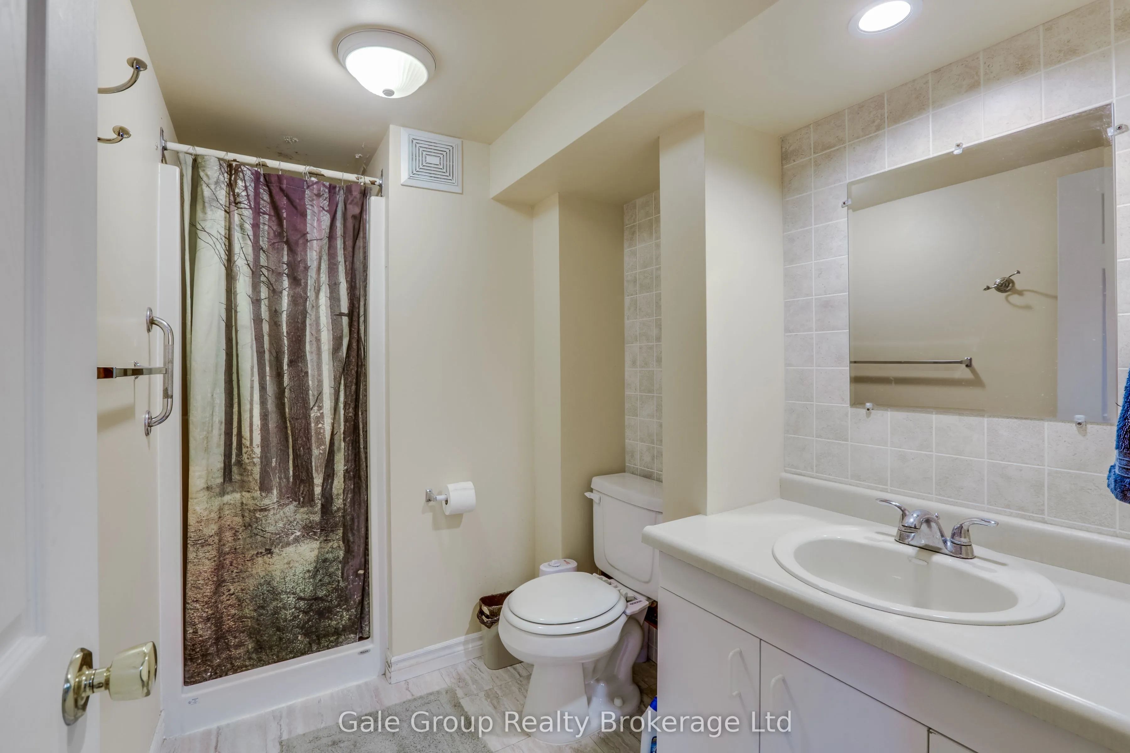 105 Springbank Avenue #9
