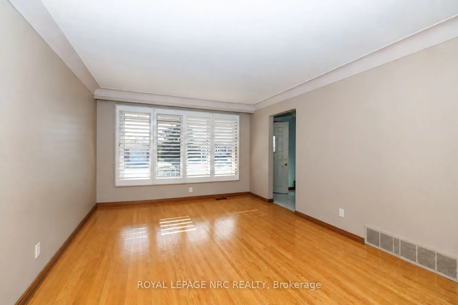 38 Rivercrest Road