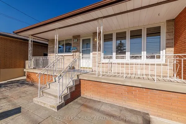 38 Rivercrest Road