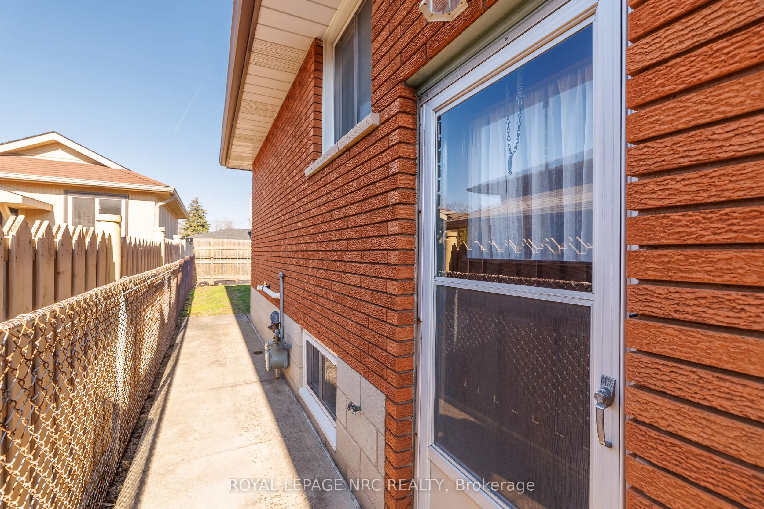 38 Rivercrest Road