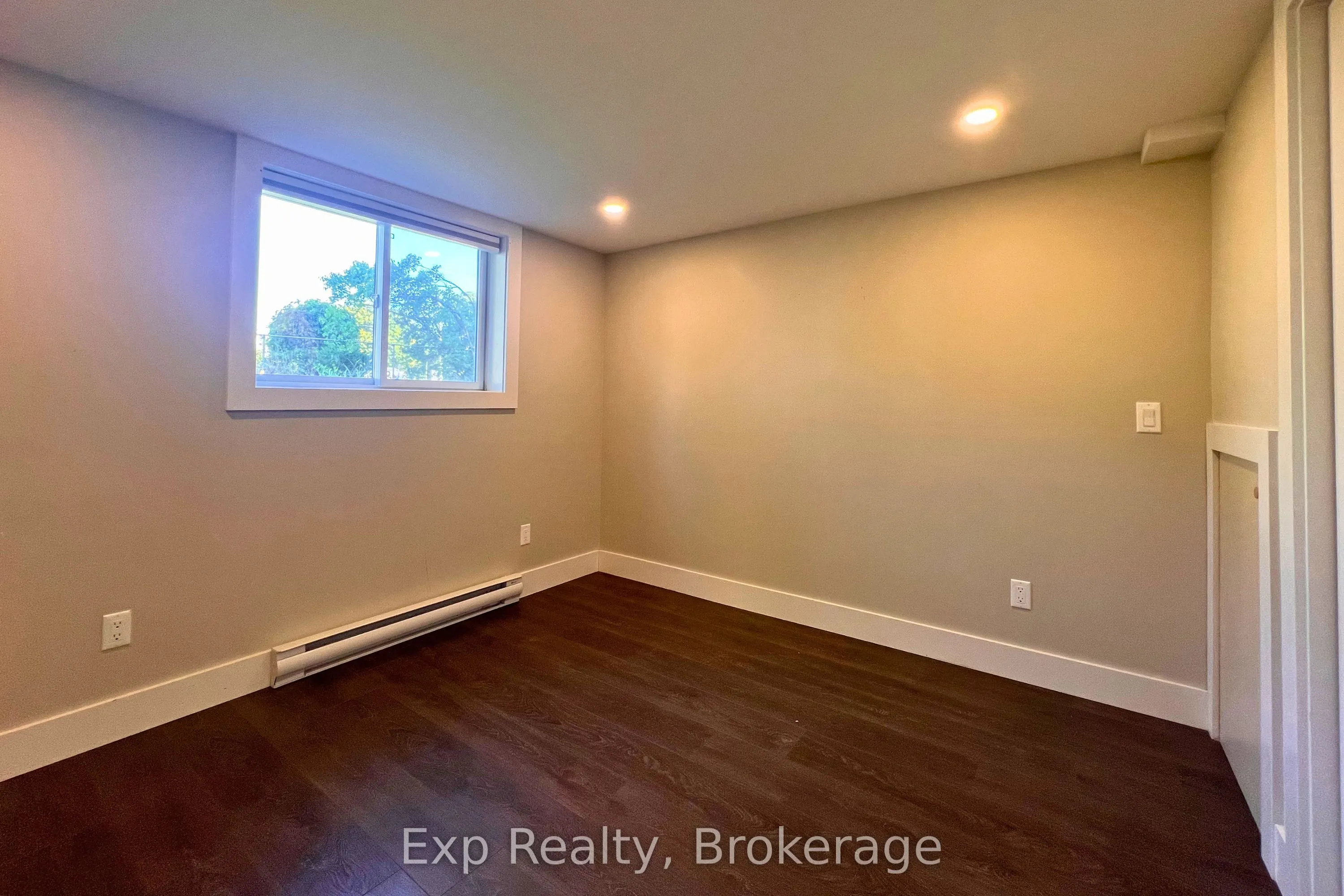 20 Munro Avenue #UNIT B