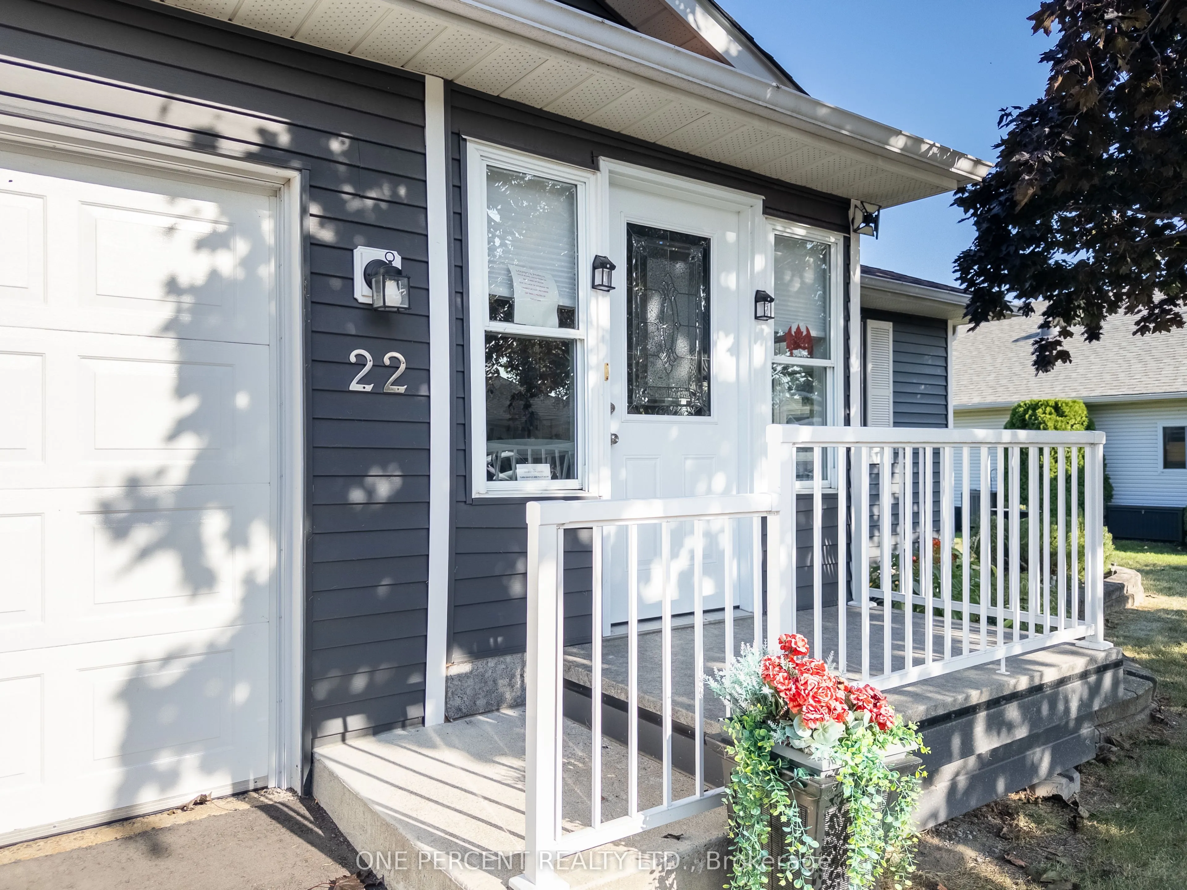22 HERITAGE Drive