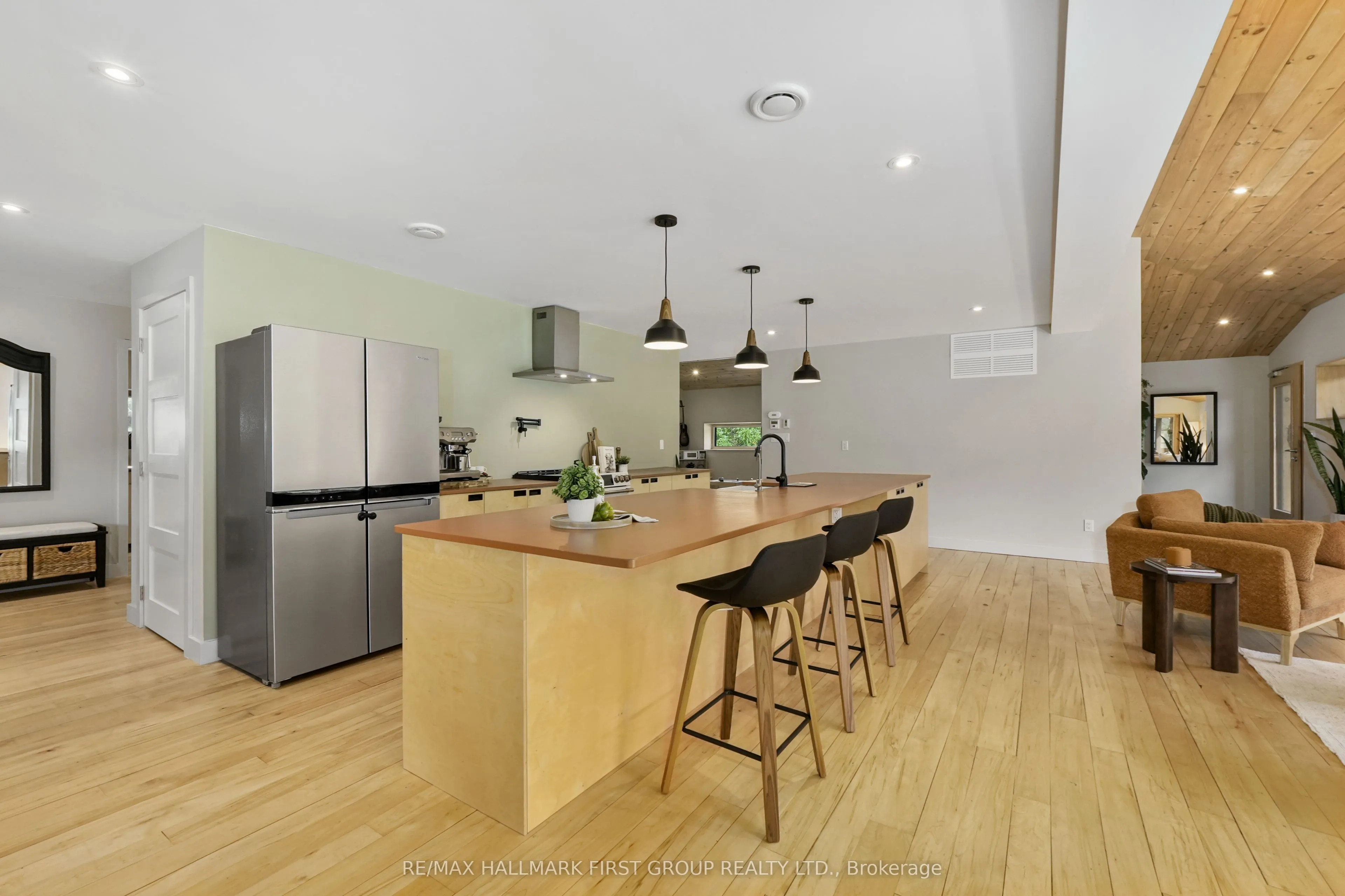 230 Lakeport Road