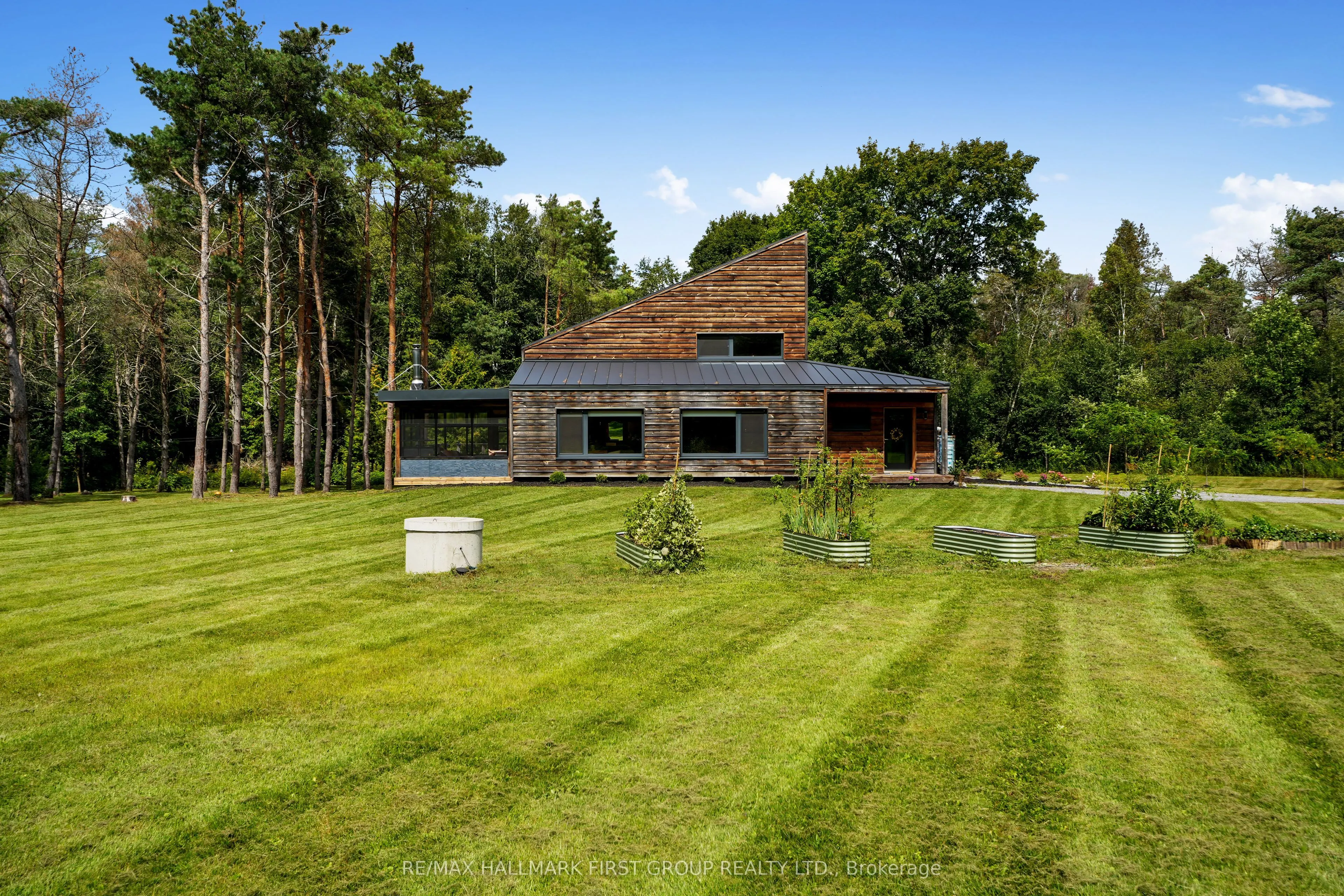 230 Lakeport Road