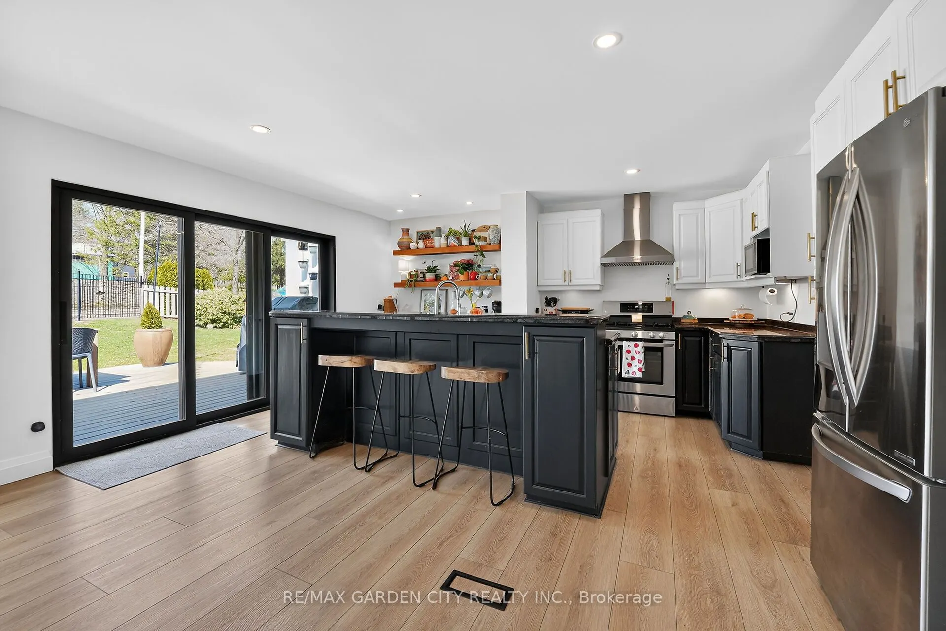 377 Canboro Road