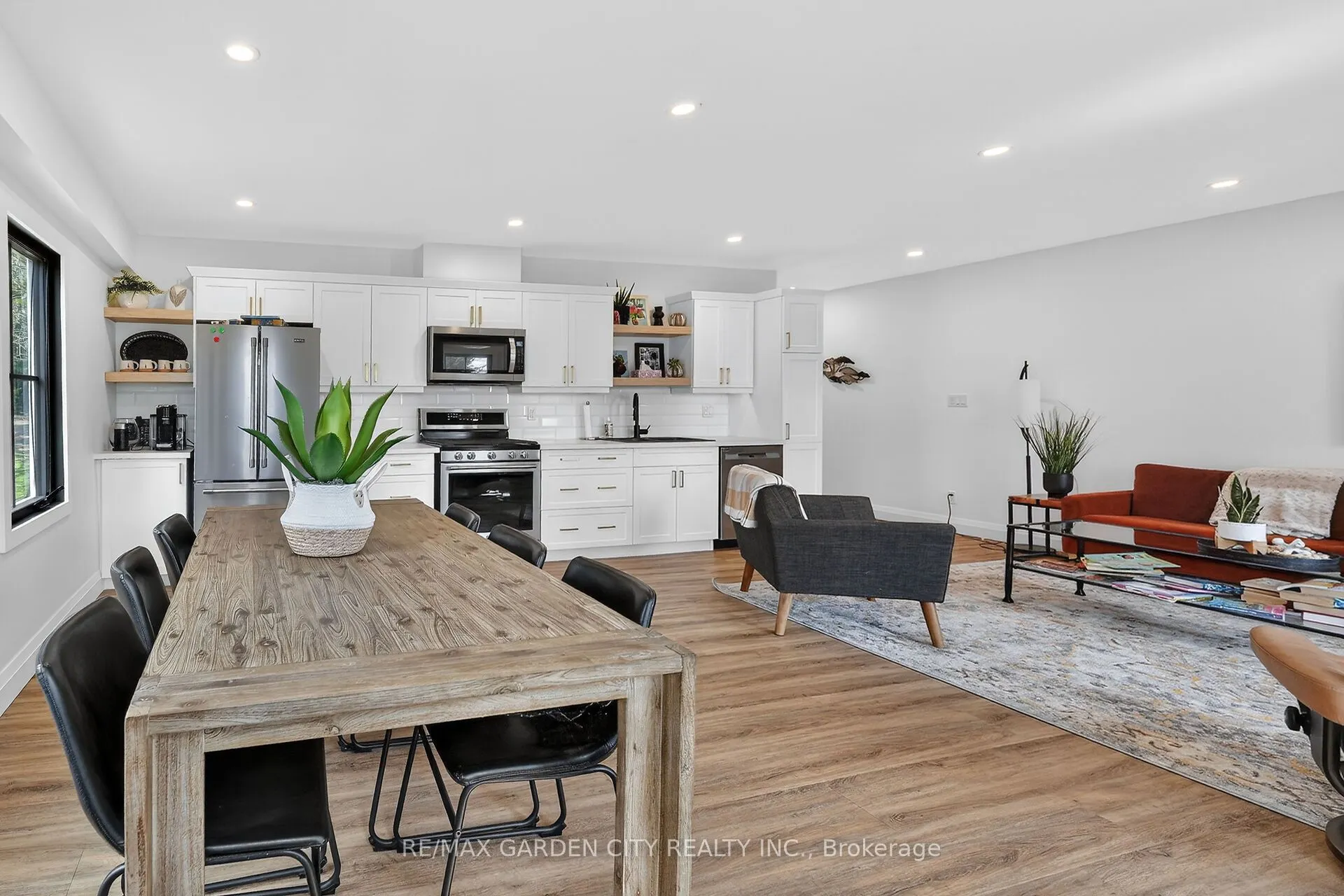 377 Canboro Road