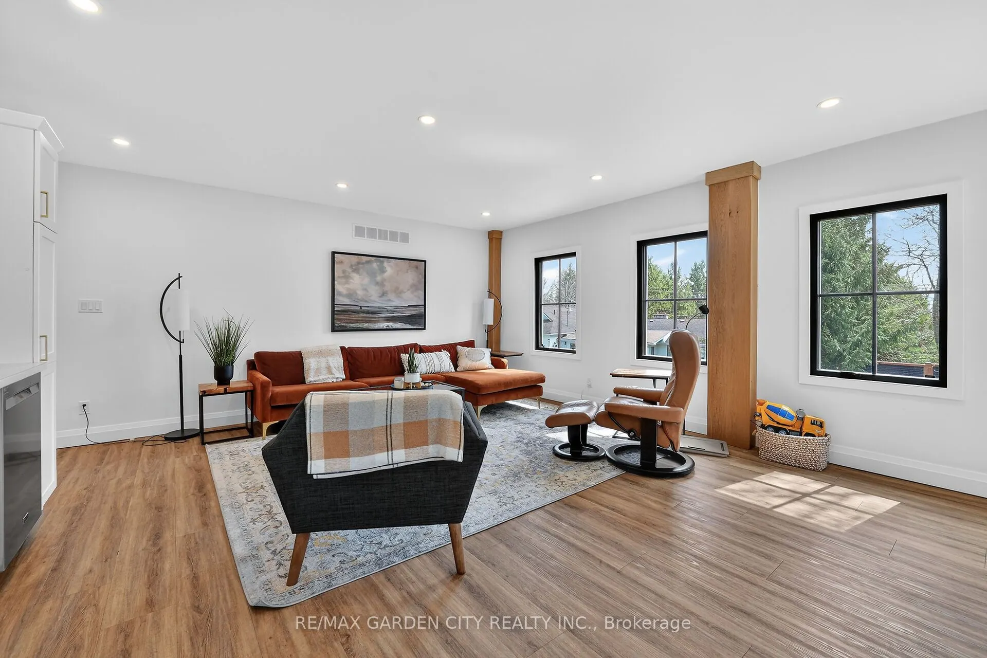 377 Canboro Road