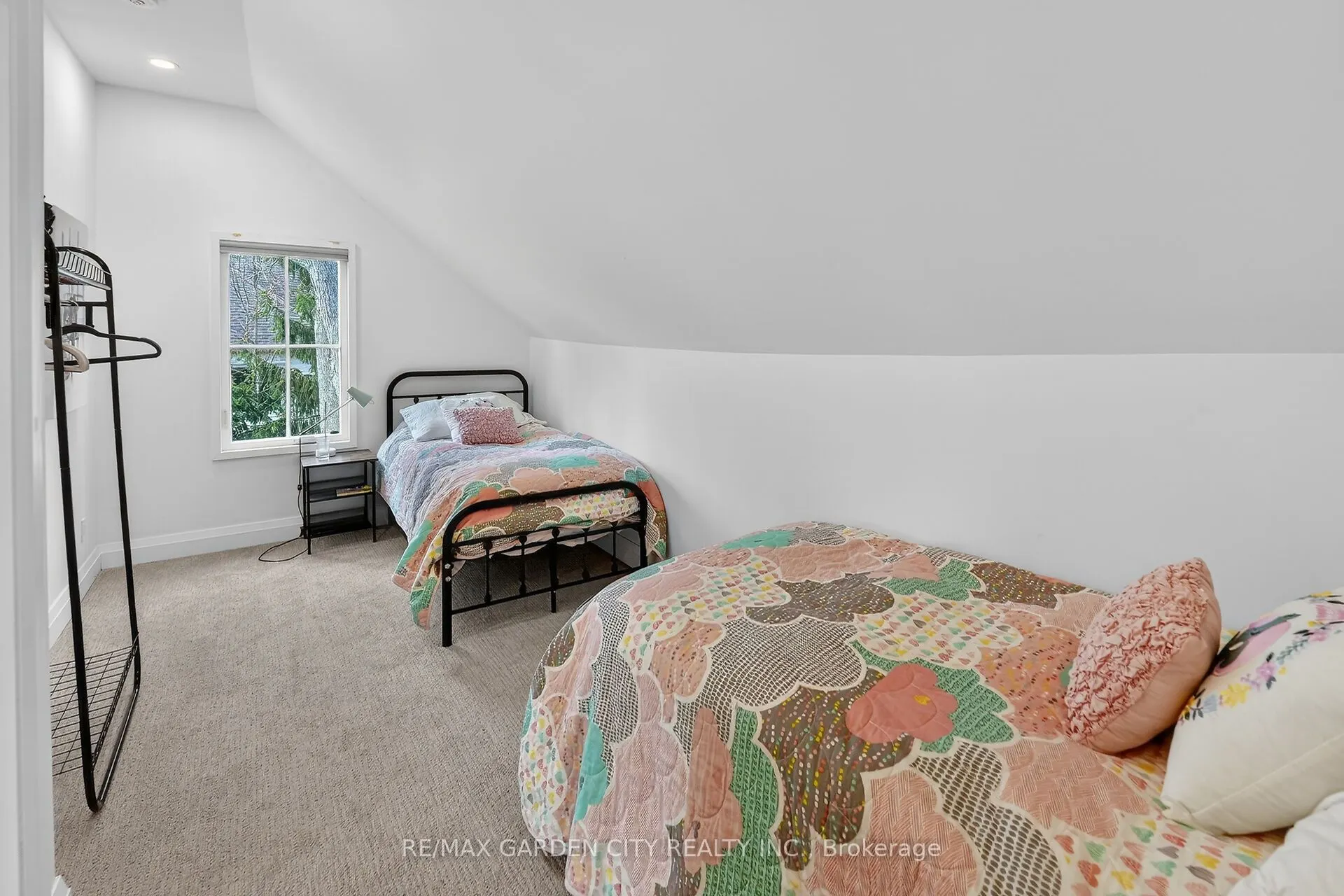 377 Canboro Road