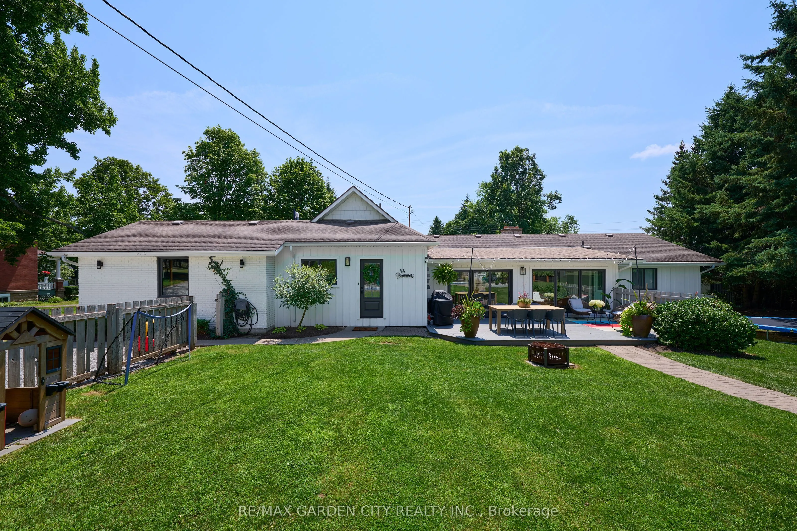 377 Canboro Road