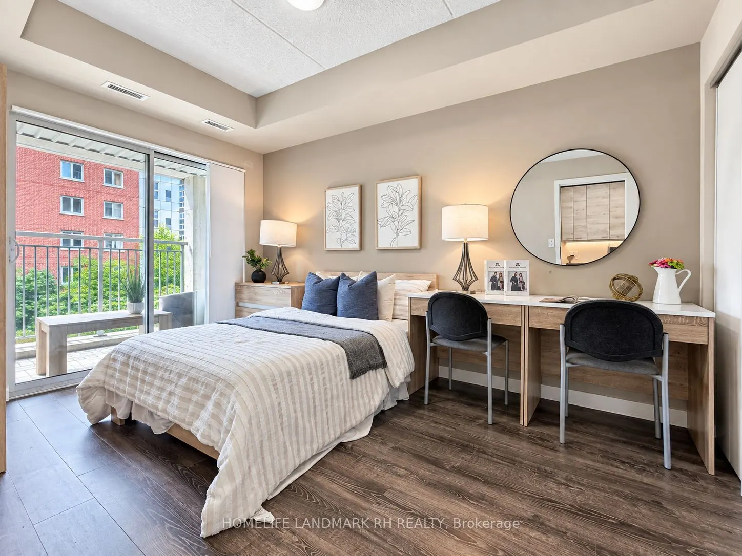 280 Lester Street #210