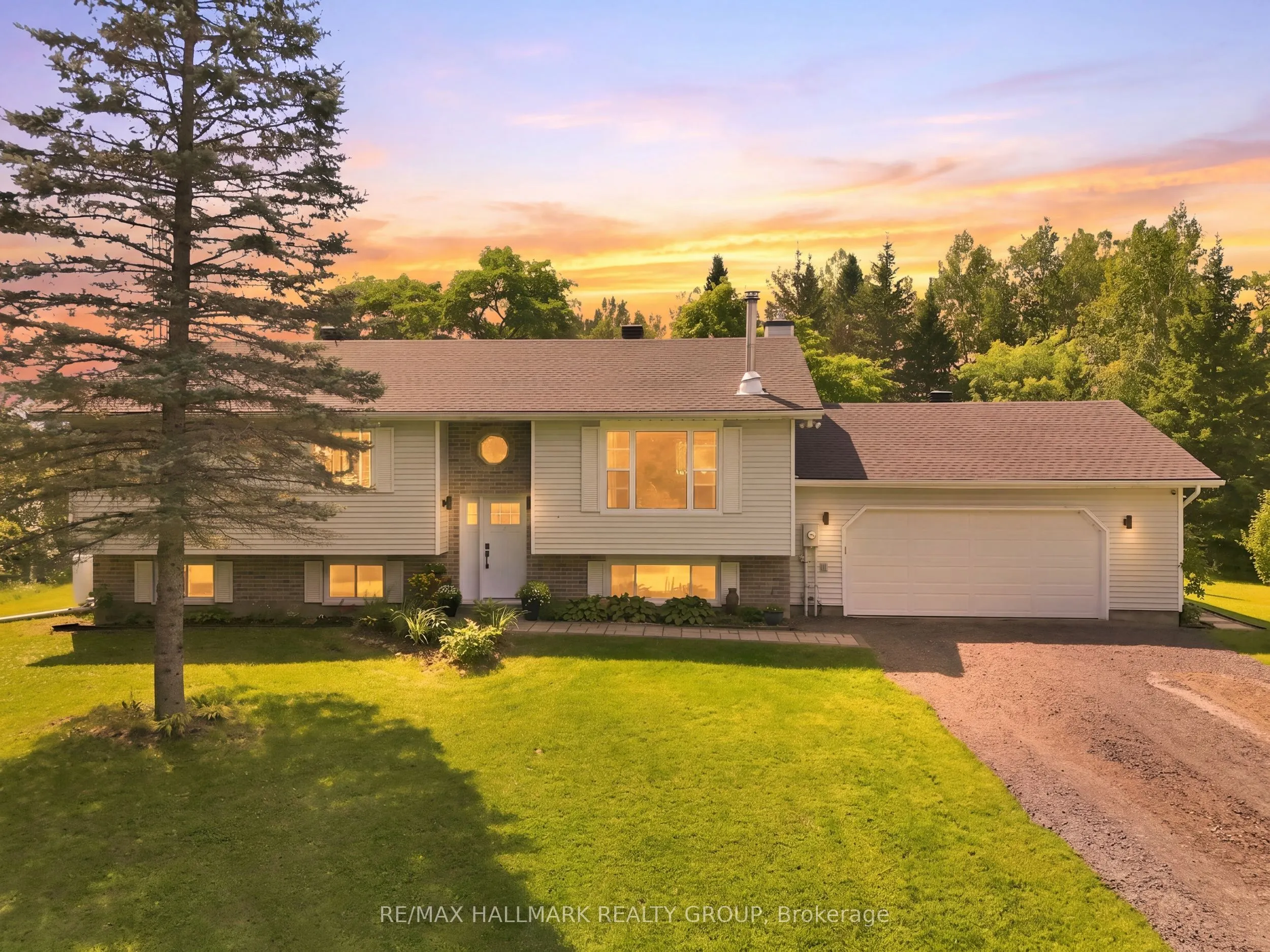 776 MCFARLANE Road
