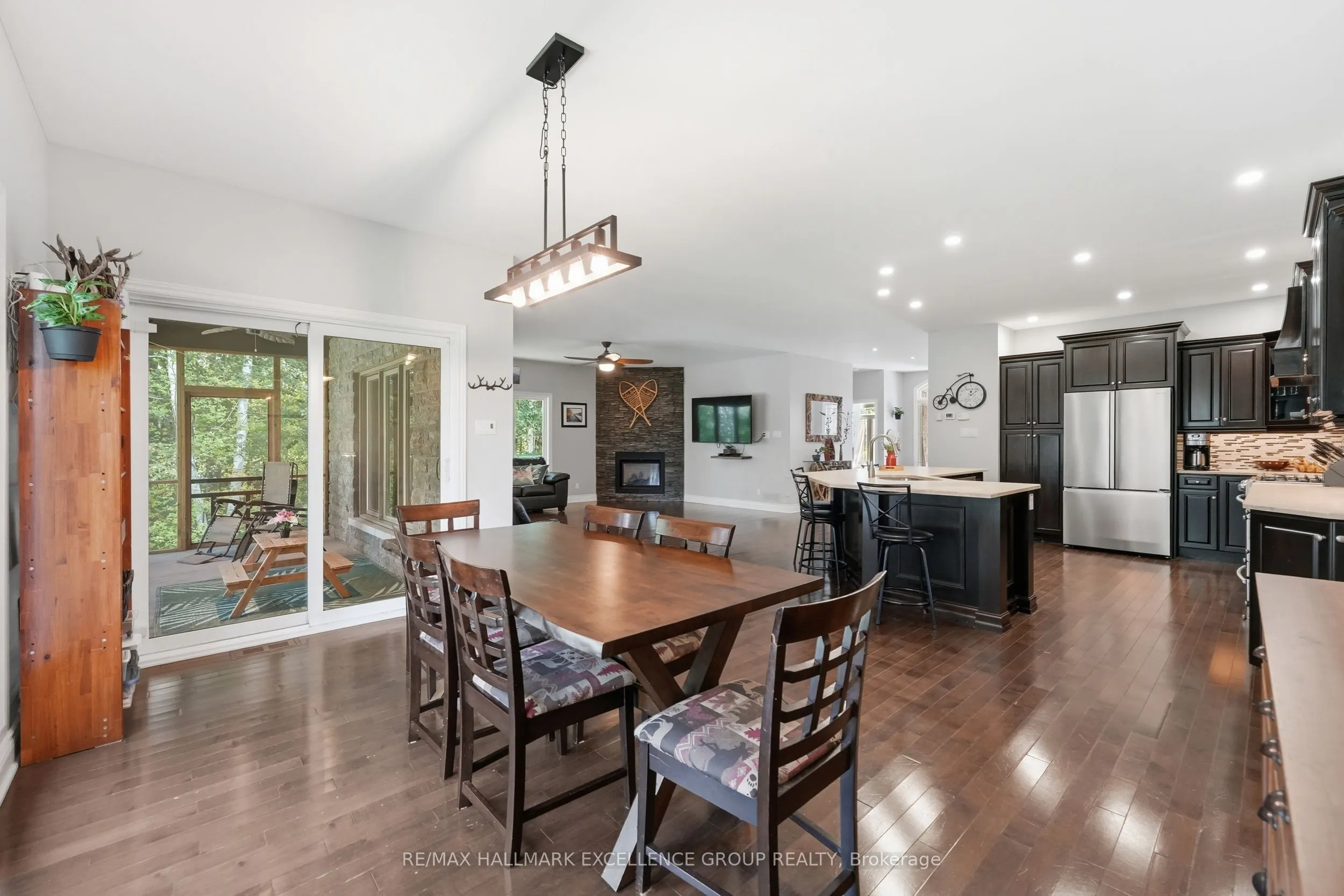 1363 Du Golf Road