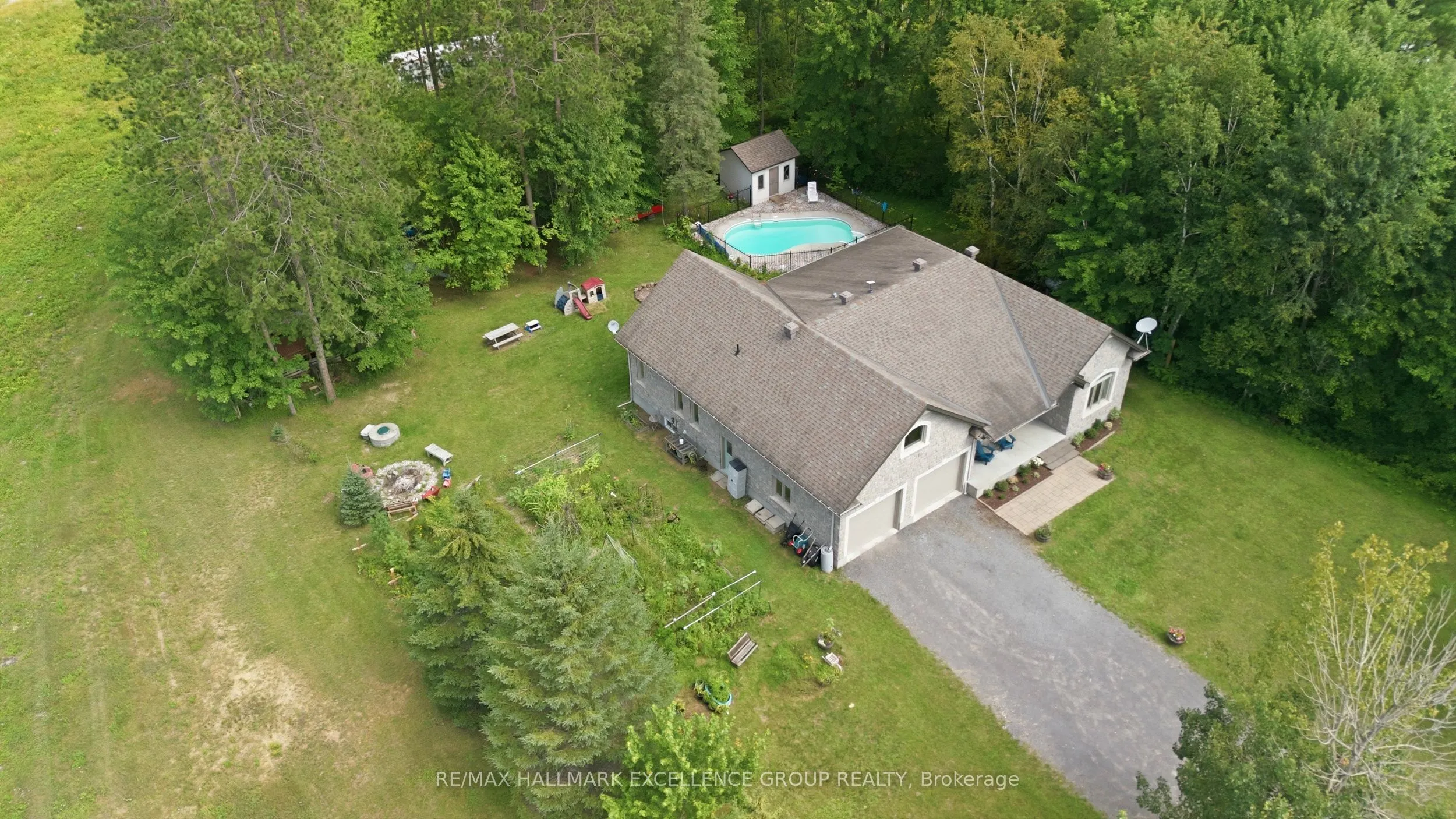 1363 Du Golf Road