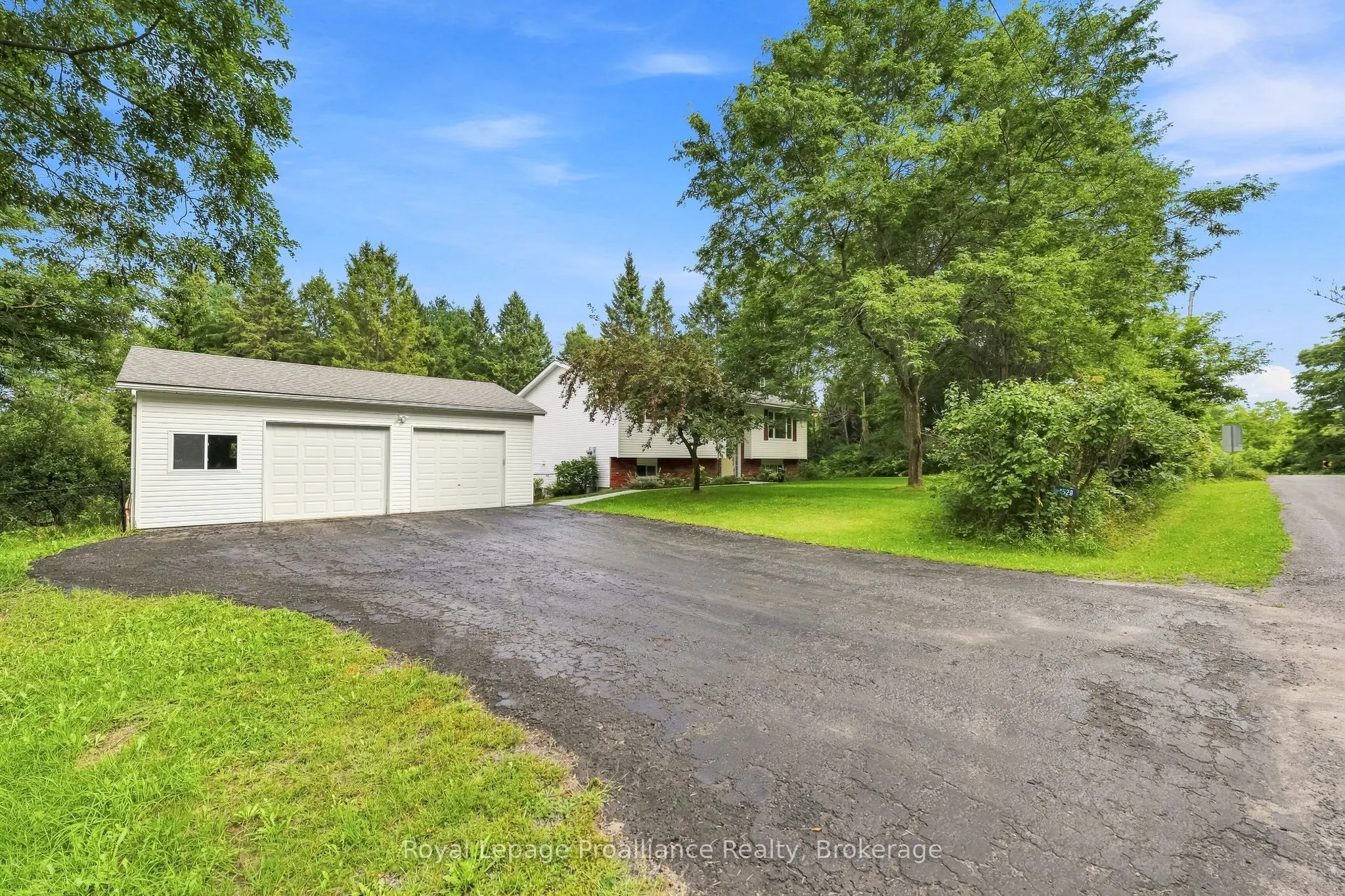 1528 Pinewood School Road