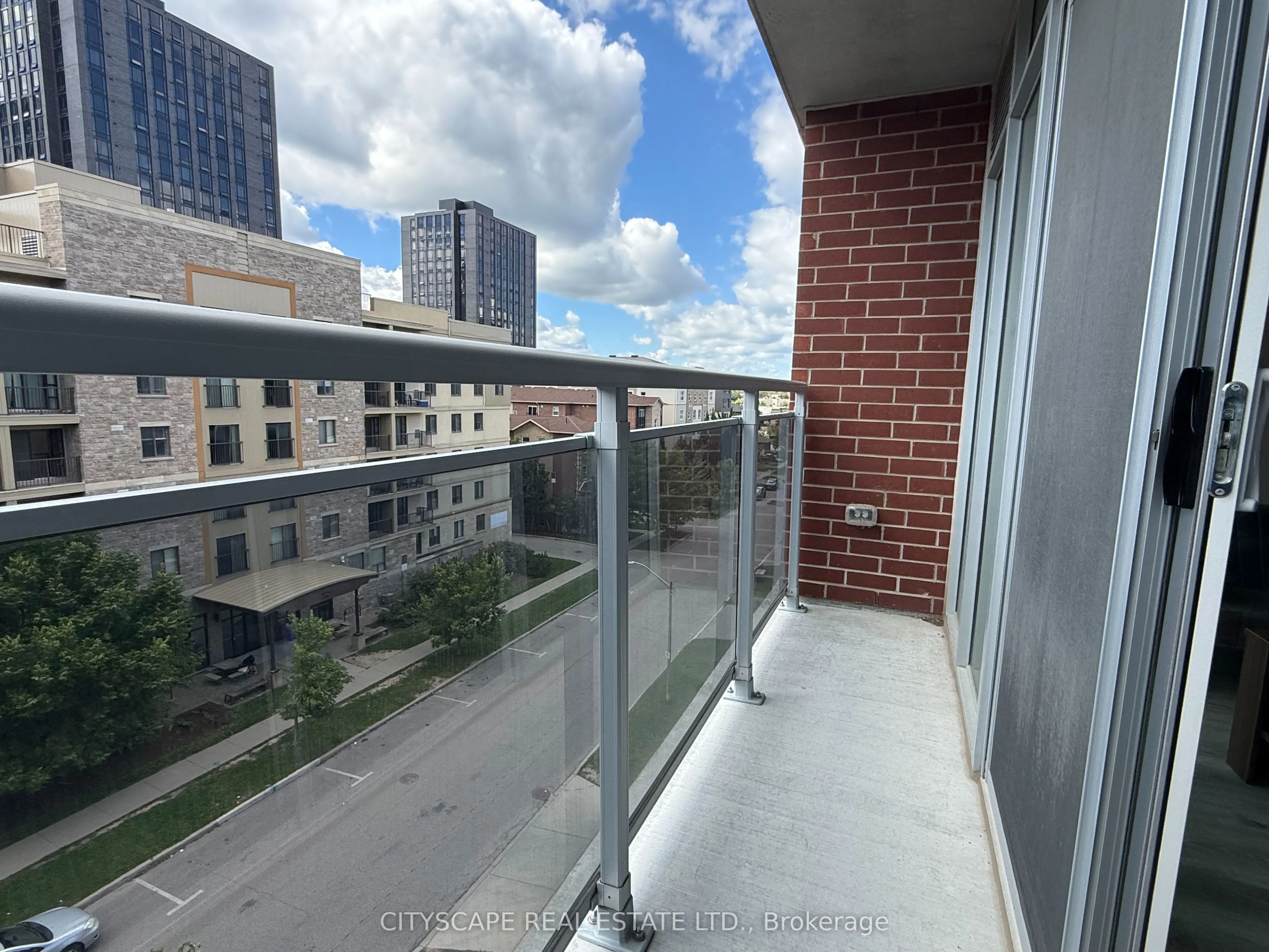 308 Lester Street #511