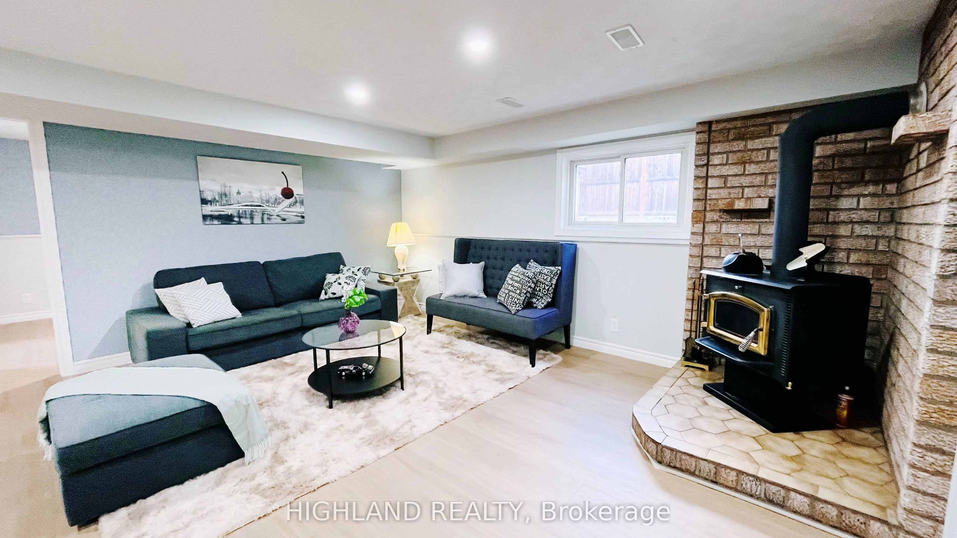182 Foxhunt Road