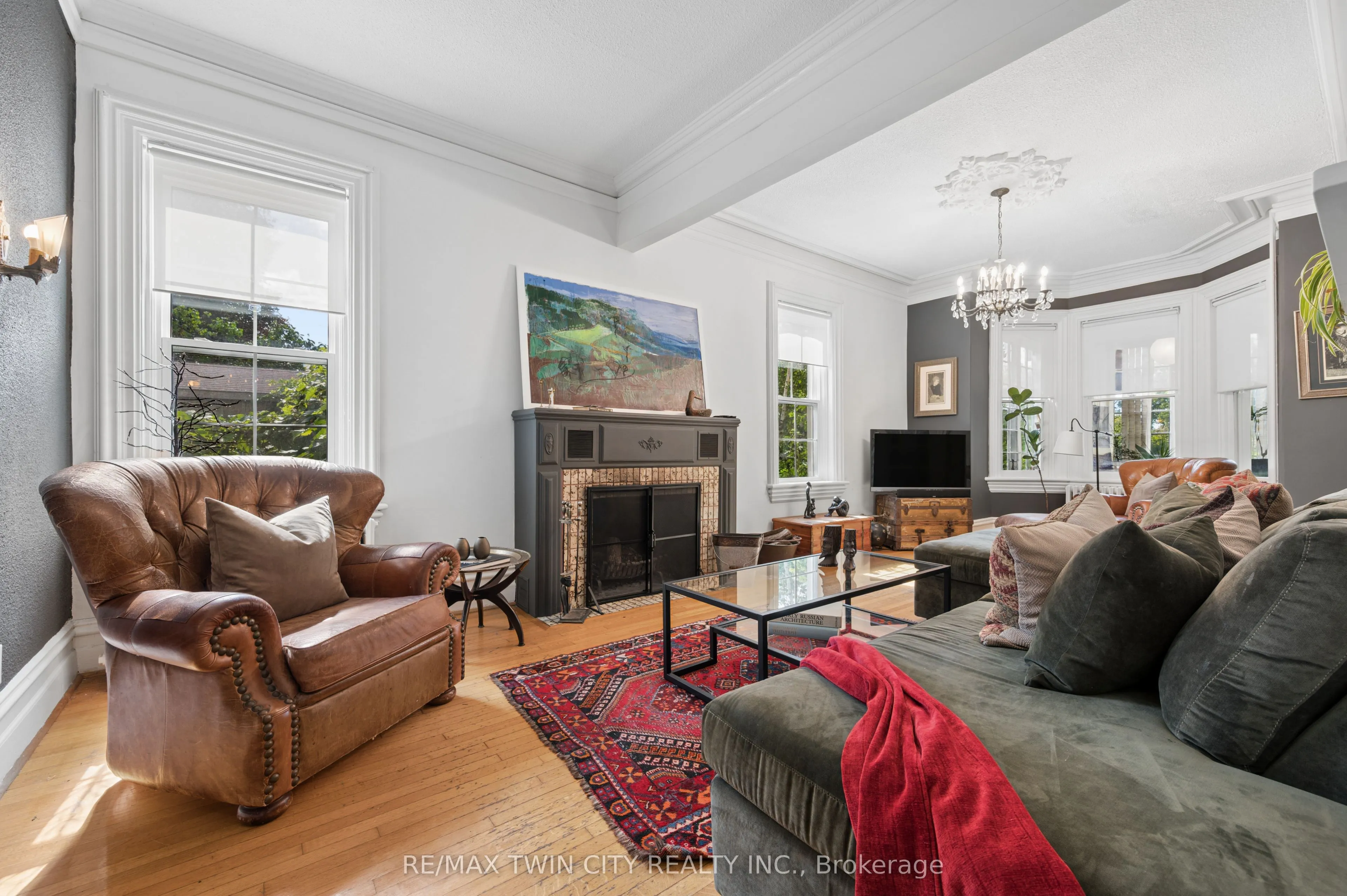 66 Park Hill Road E