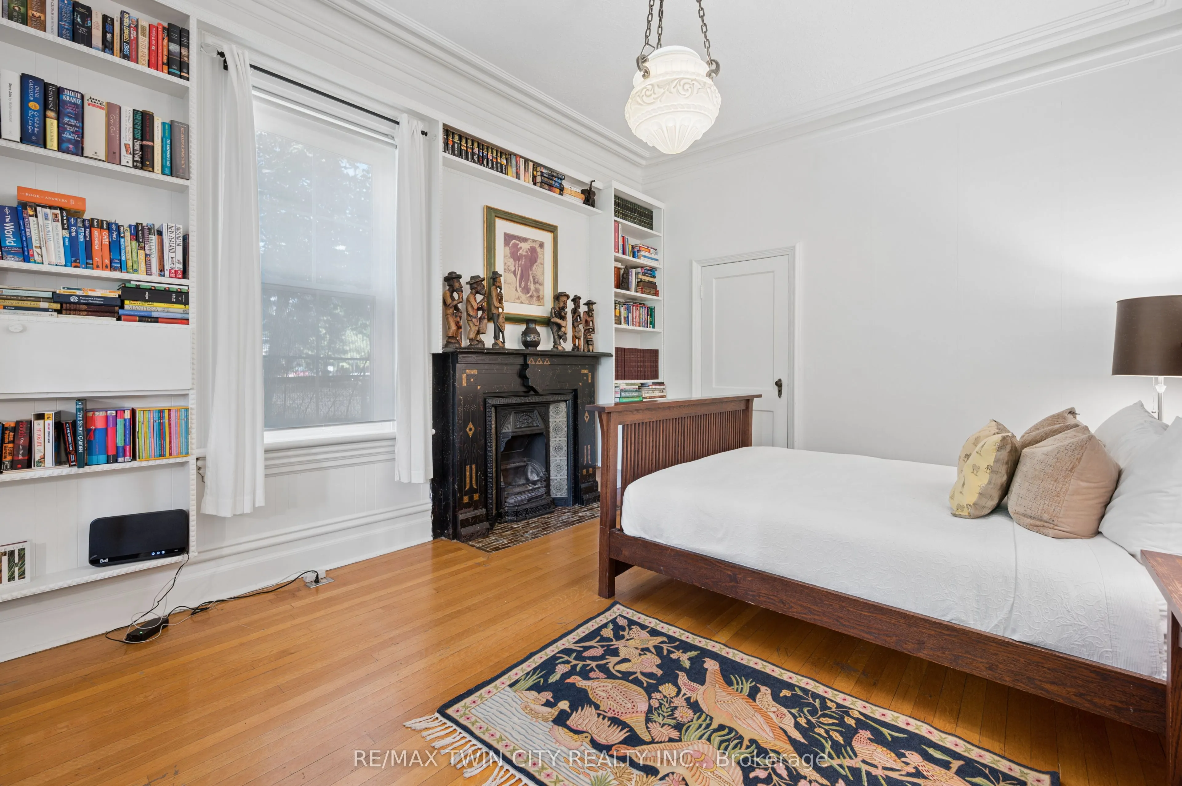 66 Park Hill Road E