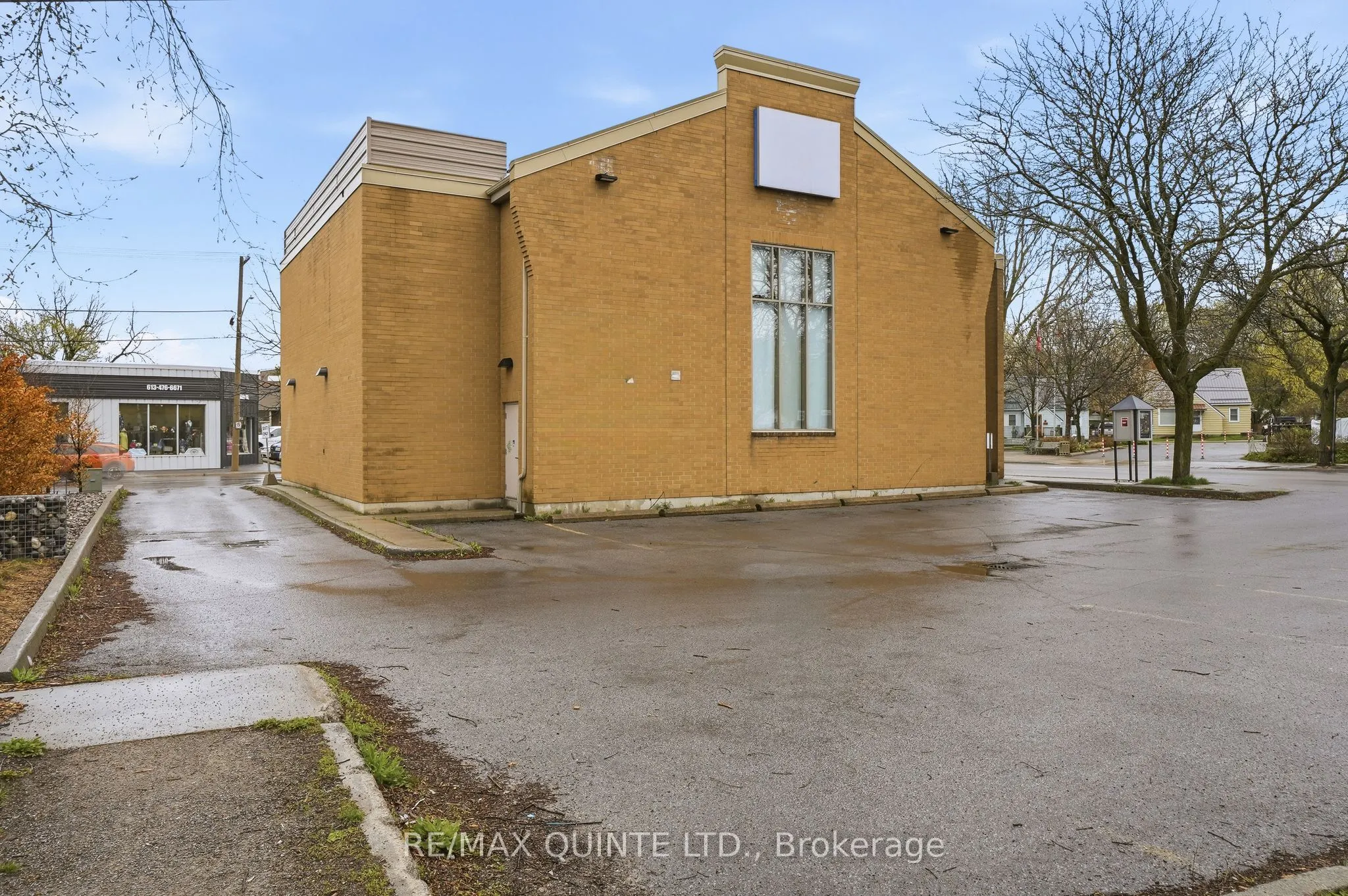 115 Picton Main Street