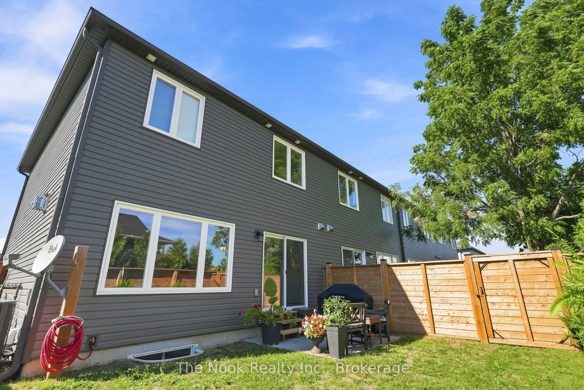 30 Campbell Crescent