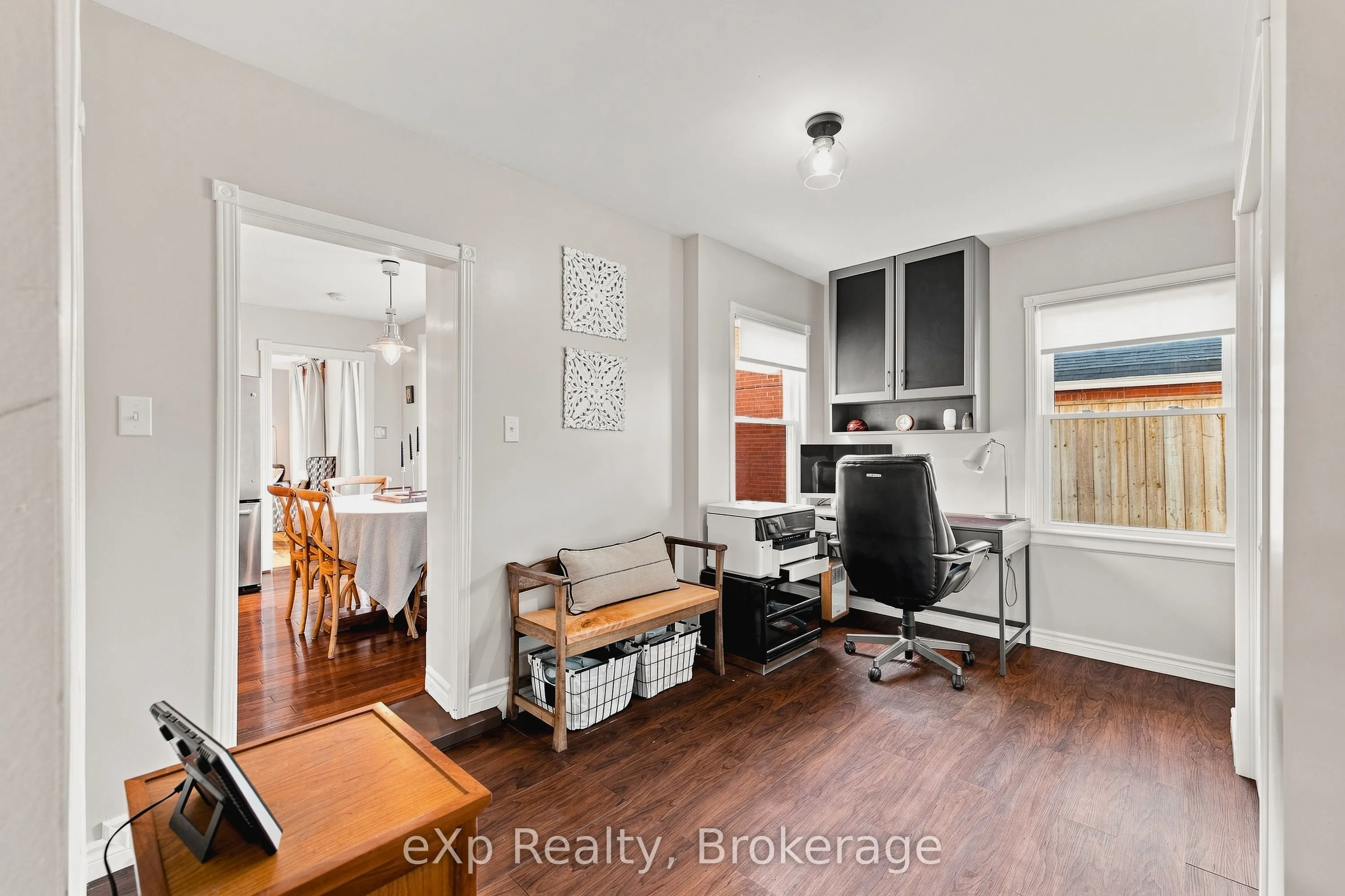 51 Osprey Street S