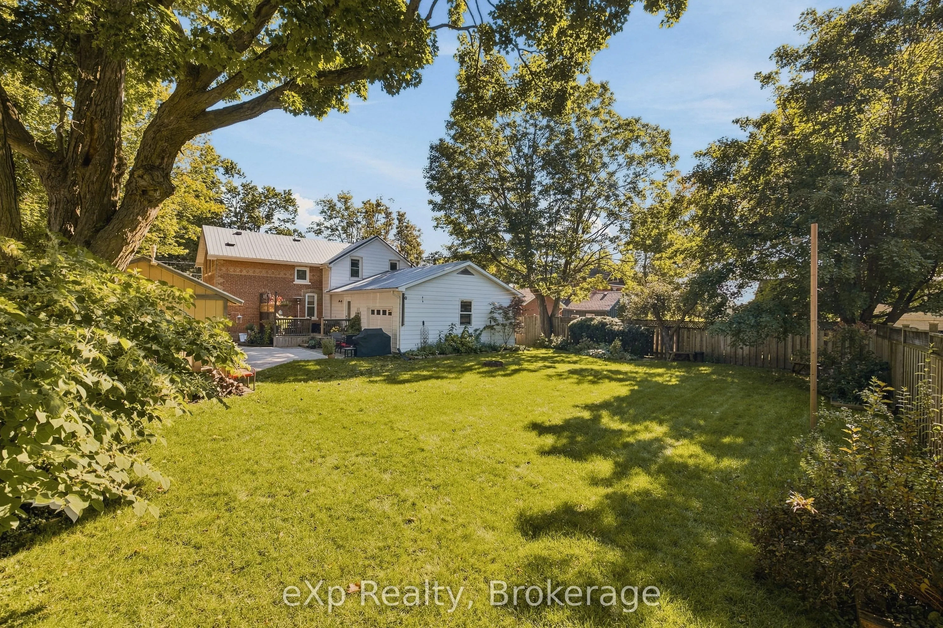 51 Osprey Street S
