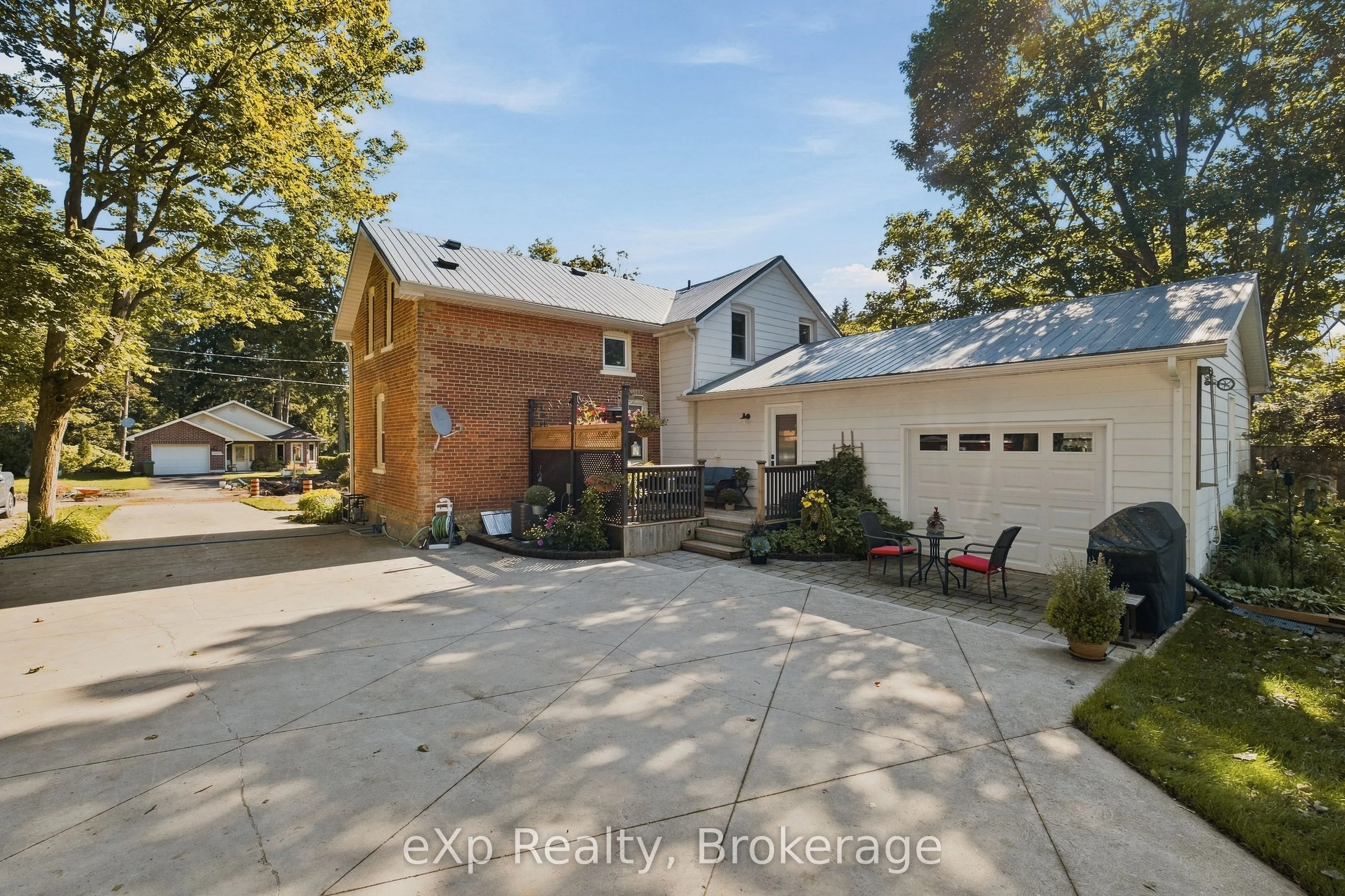 51 Osprey Street S