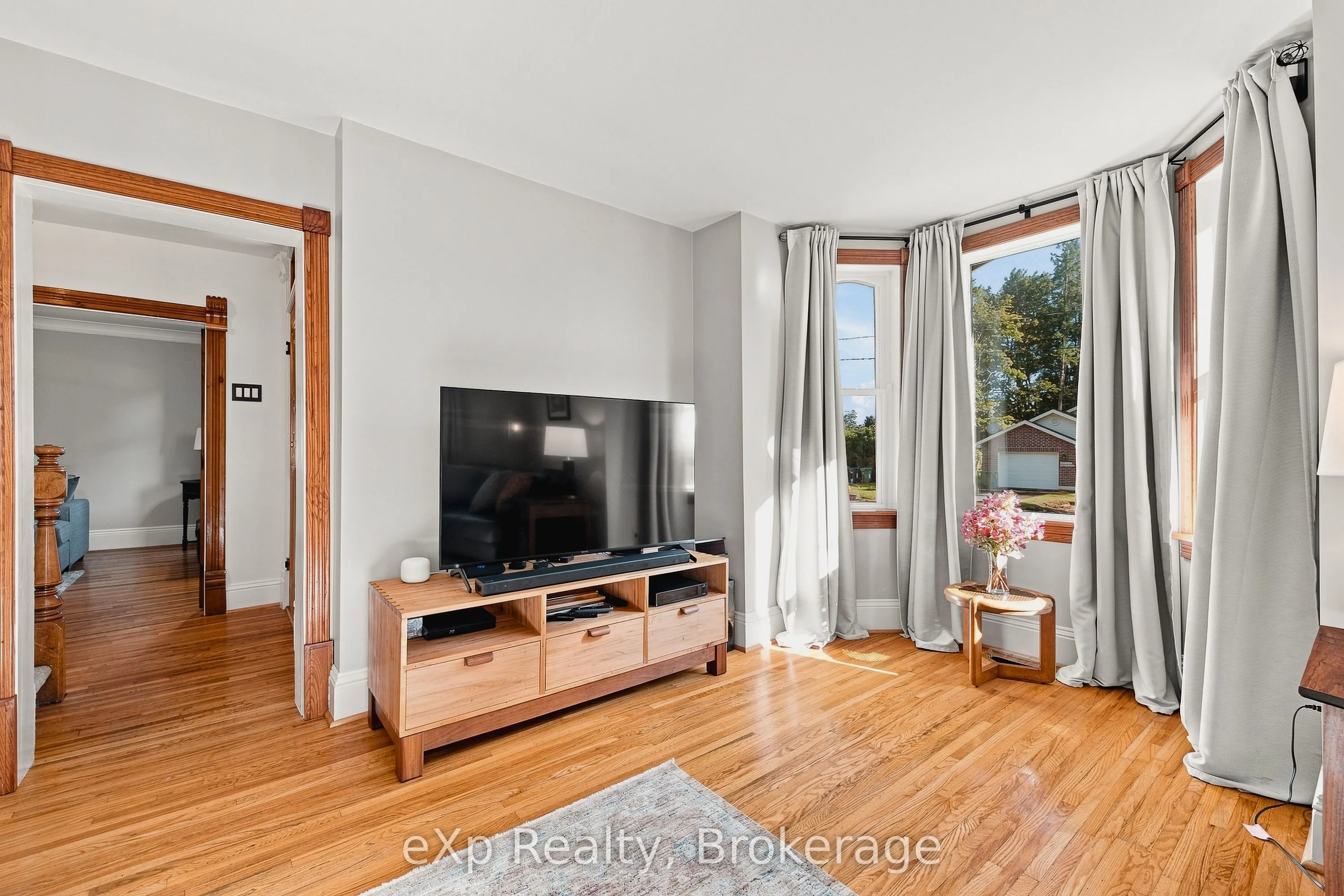 51 Osprey Street S